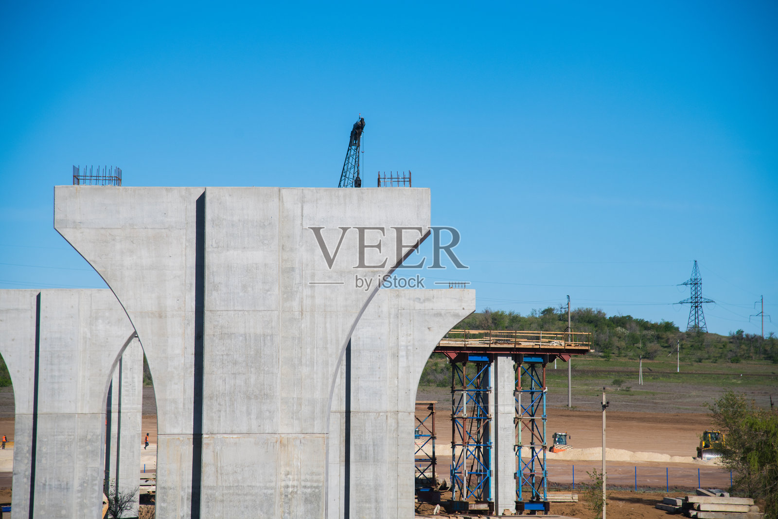 跨河公路桥立交桥的建设照片摄影图片