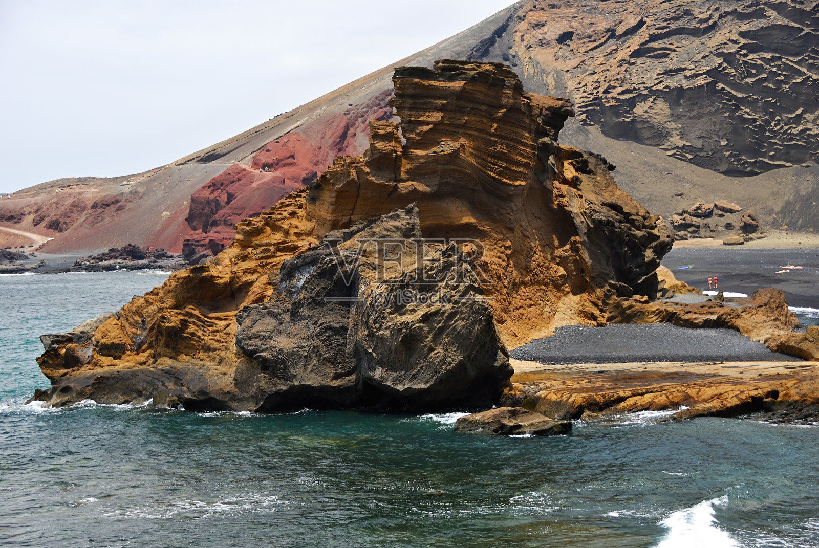 西班牙兰萨罗特岛El Golfo海湾的岩石照片摄影图片