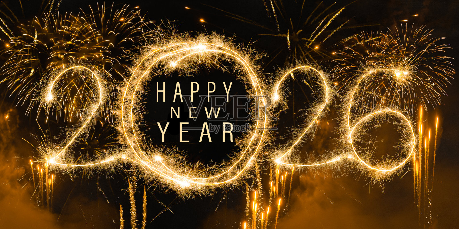 新年快乐，除夕，新年，烟火庆祝贺卡，2026年新年卡片，以烟火字体和烟花烟火，在黑色夜空背景上照片摄影图片