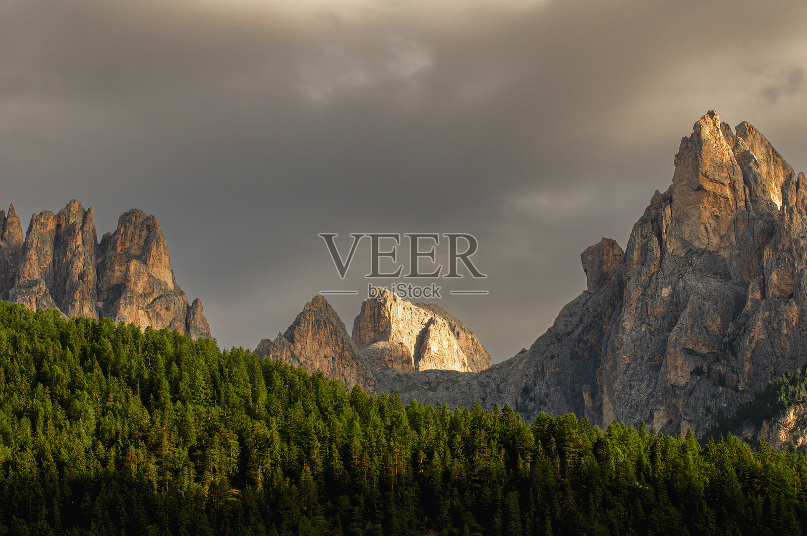 东部多洛米蒂山照片摄影图片