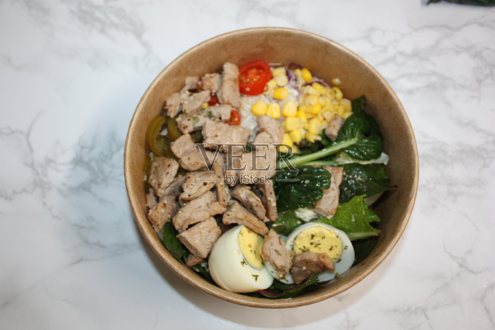 韩国猪颈肉沙拉照片摄影图片