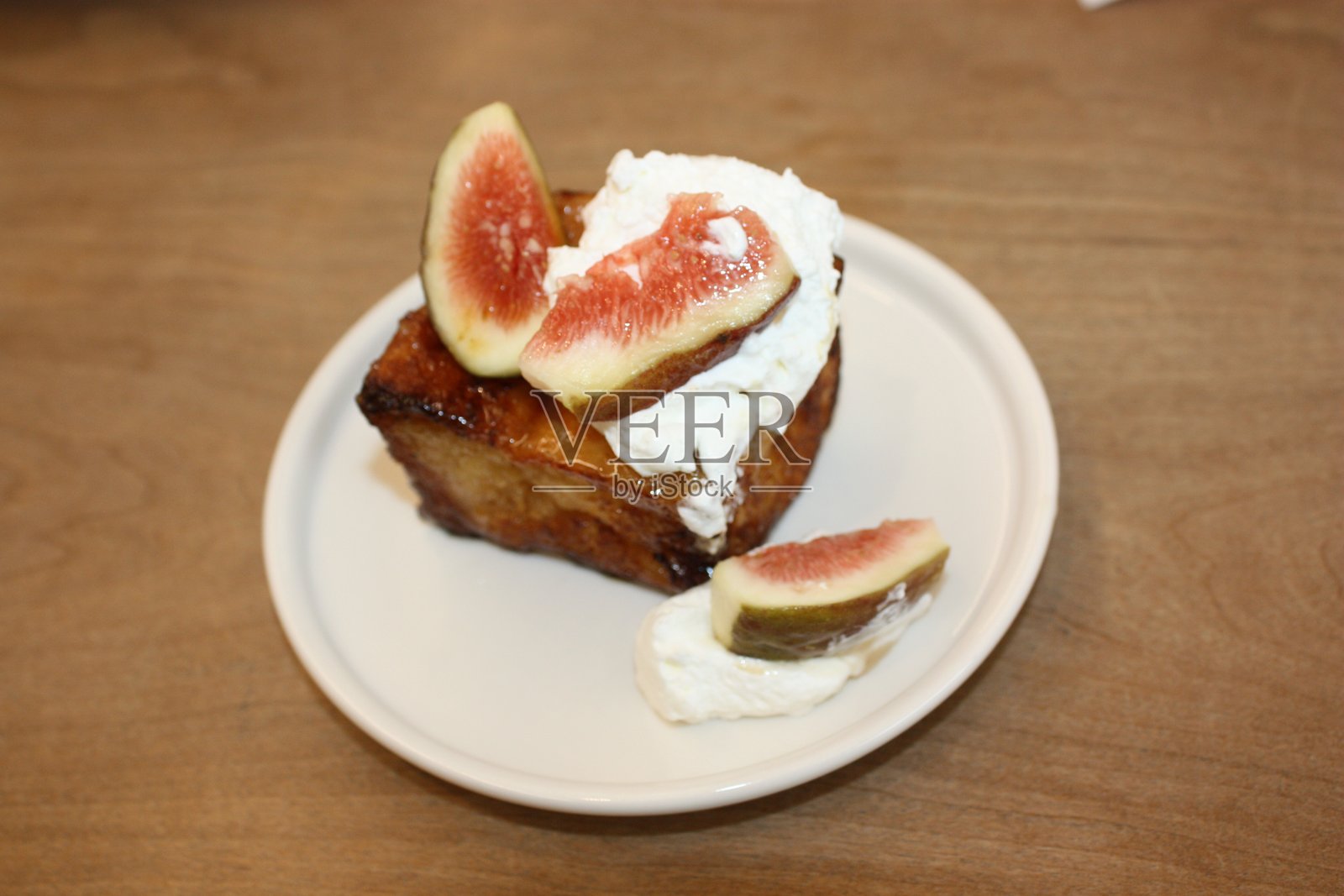 韩式无花果法式吐司照片摄影图片