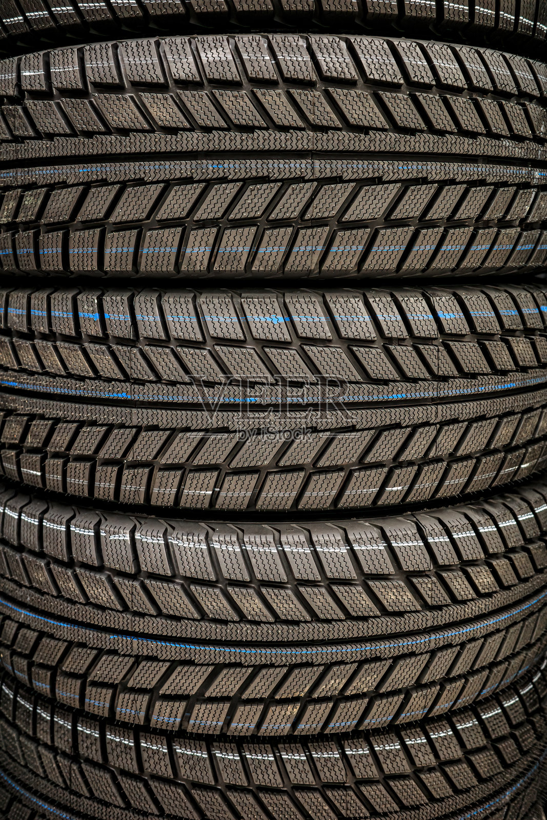 冬季轮胎胎面特写照片摄影图片