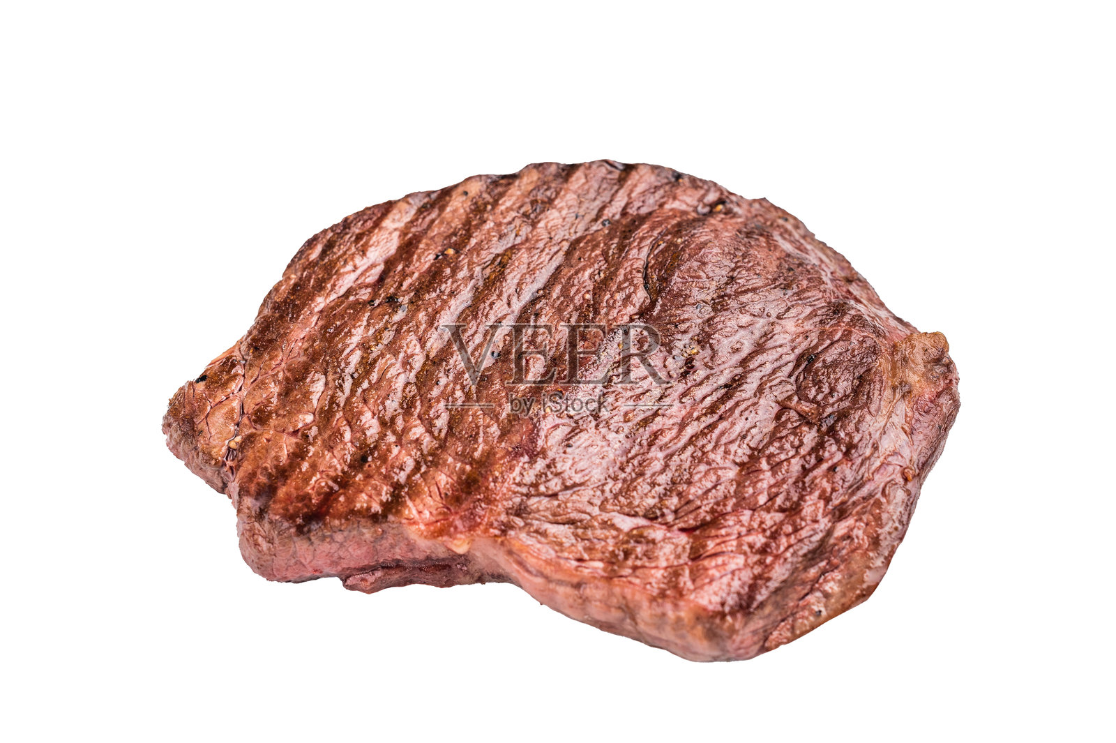 一张诱人的烤西冷牛排或臀肉牛排，带有漂亮的烤痕，在白色背景上孤立，俯视角度。照片摄影图片