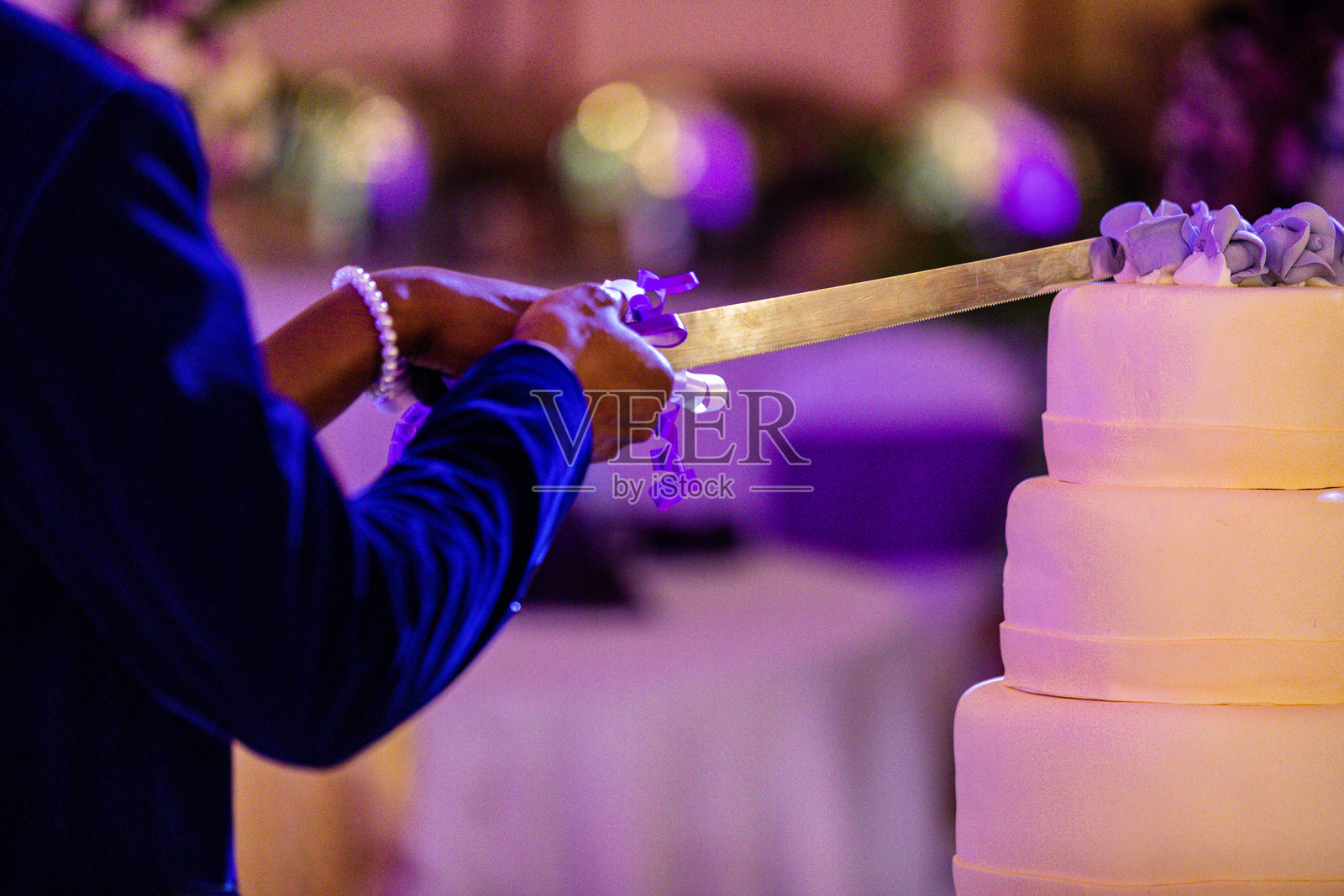 肯尼亚东非婚礼蛋糕布置 生日细节 美味可口照片摄影图片