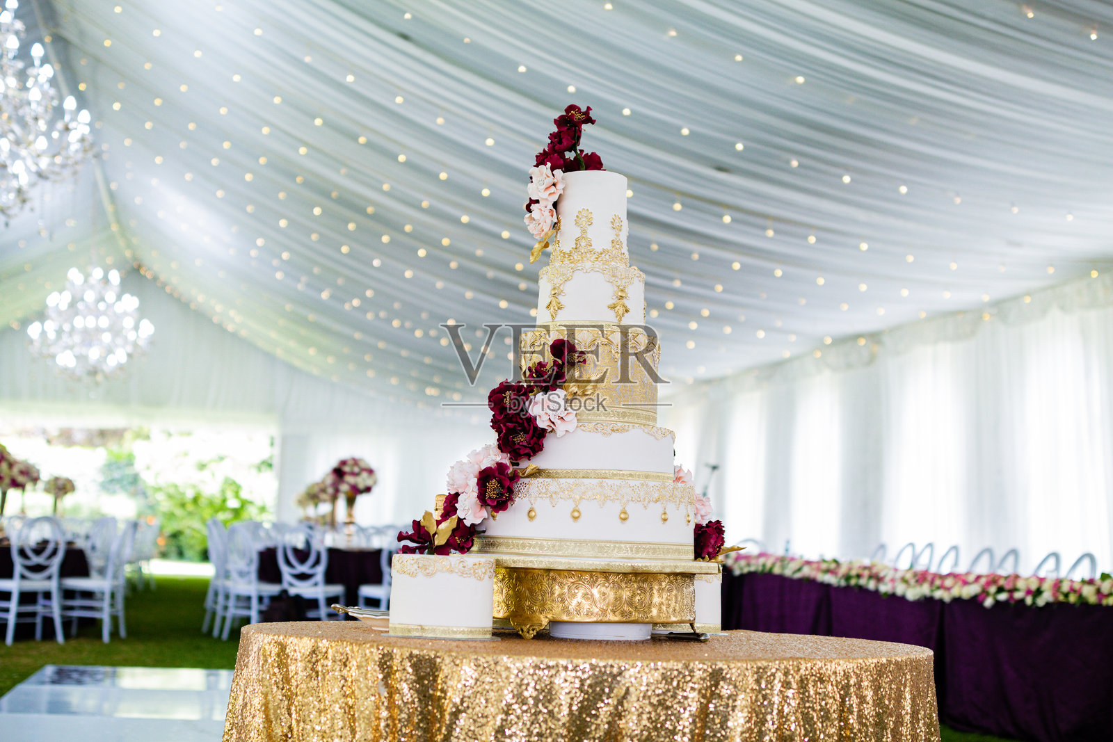 肯尼亚东非婚礼蛋糕布置生日细节美味可口照片摄影图片