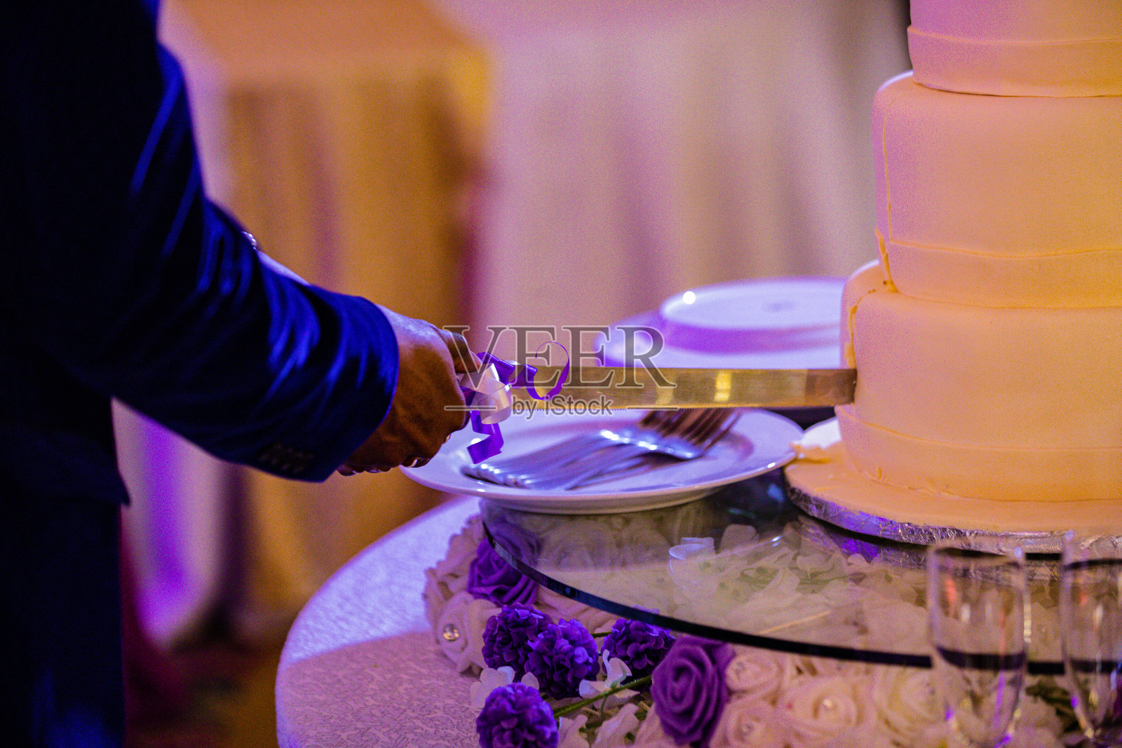 肯尼亚东非地区婚礼蛋糕布置，生日细节，美味可口照片摄影图片