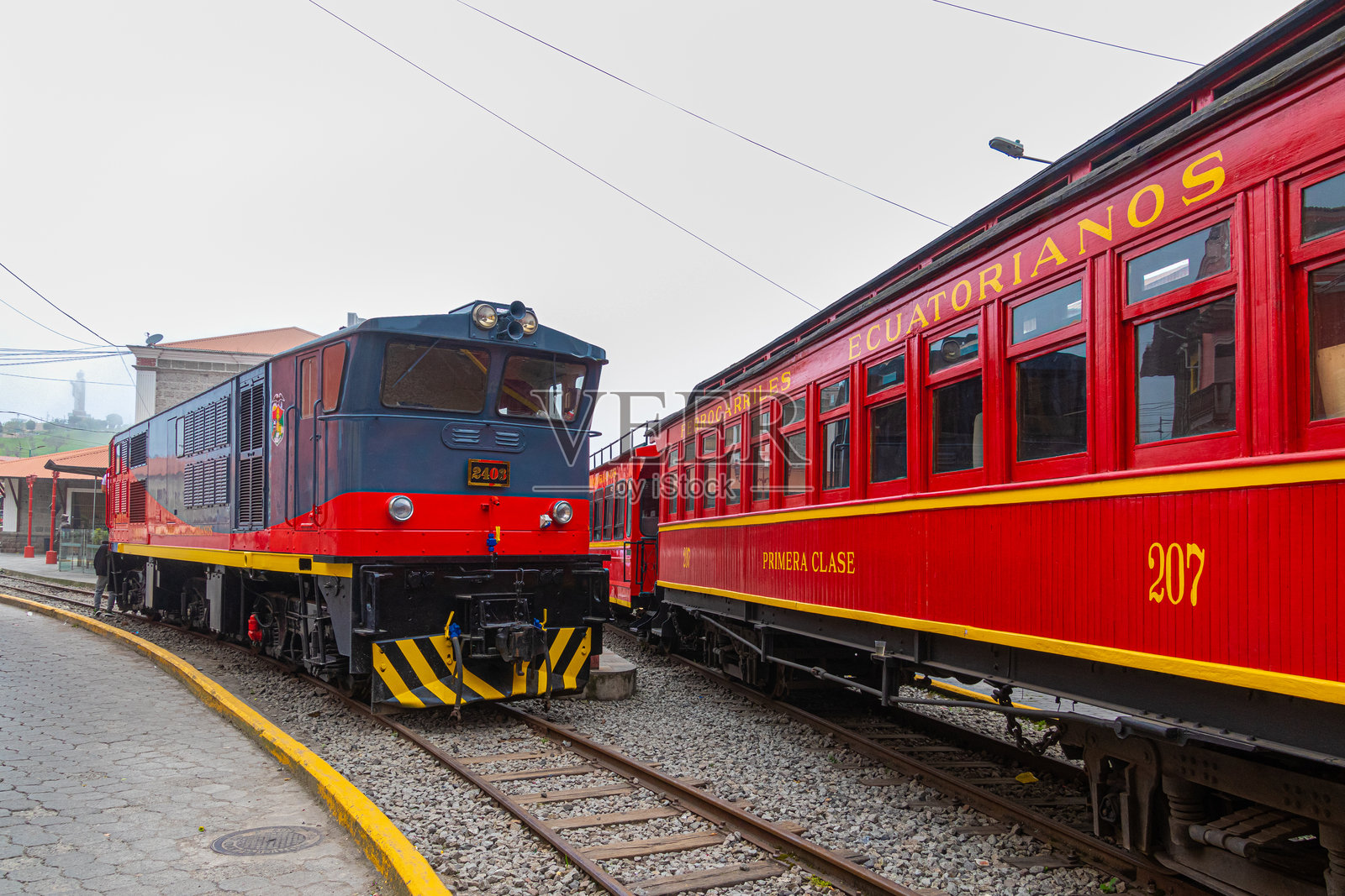 安第斯高原旅游铁路前往魔鬼鼻照片摄影图片