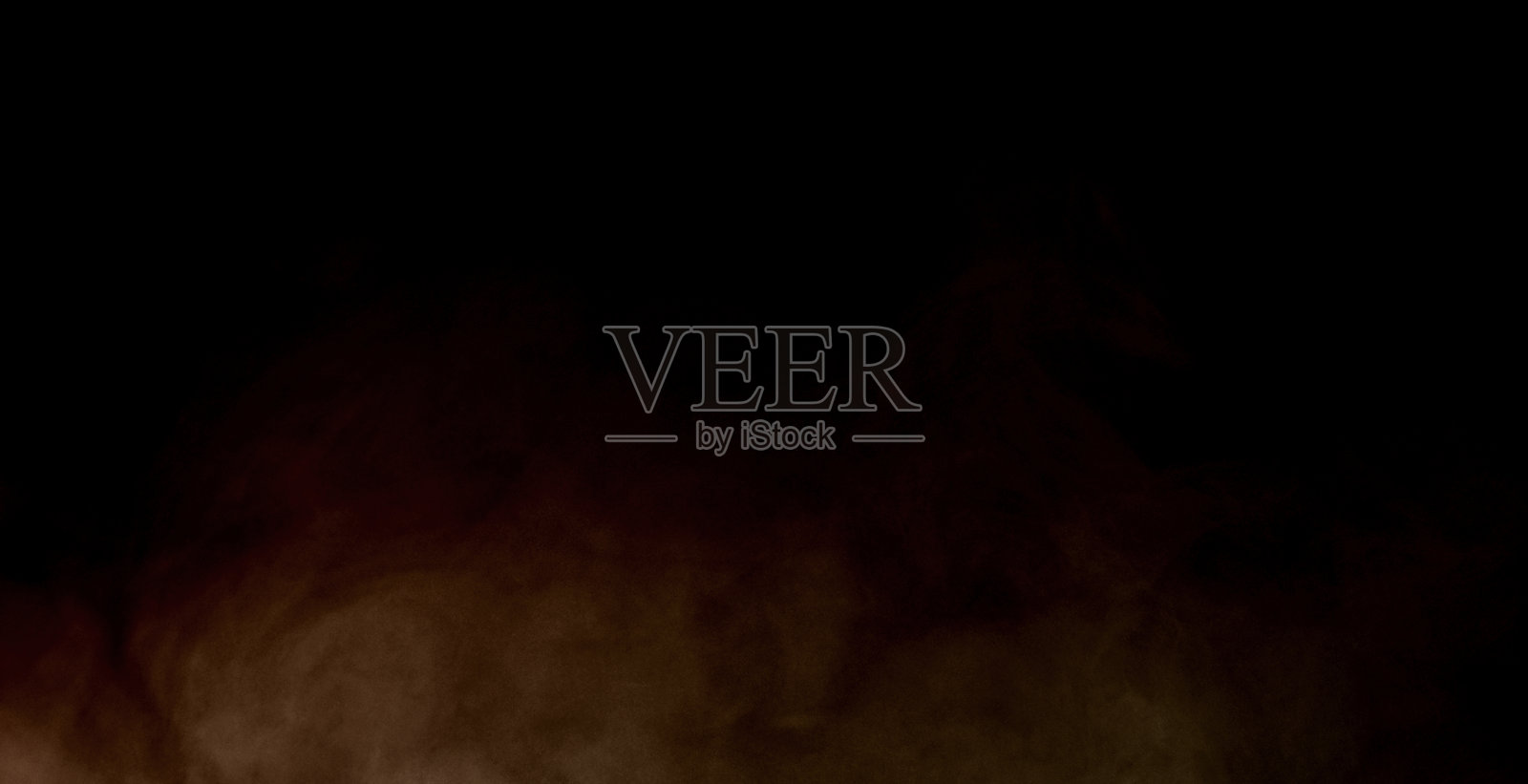 逼真的棕色尘埃云，孤立在黑色背景上，非常适合照片编辑、爆炸效果、数字艺术和电影叠加。高分辨率的尘埃纹理，是创意视觉设计的理想选择。照片摄影图片