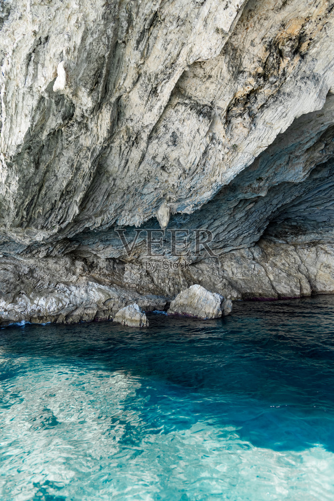 帕帕尼科利斯洞穴，梅加尼西，莱夫卡斯，希腊 - 爱奥尼亚海照片摄影图片