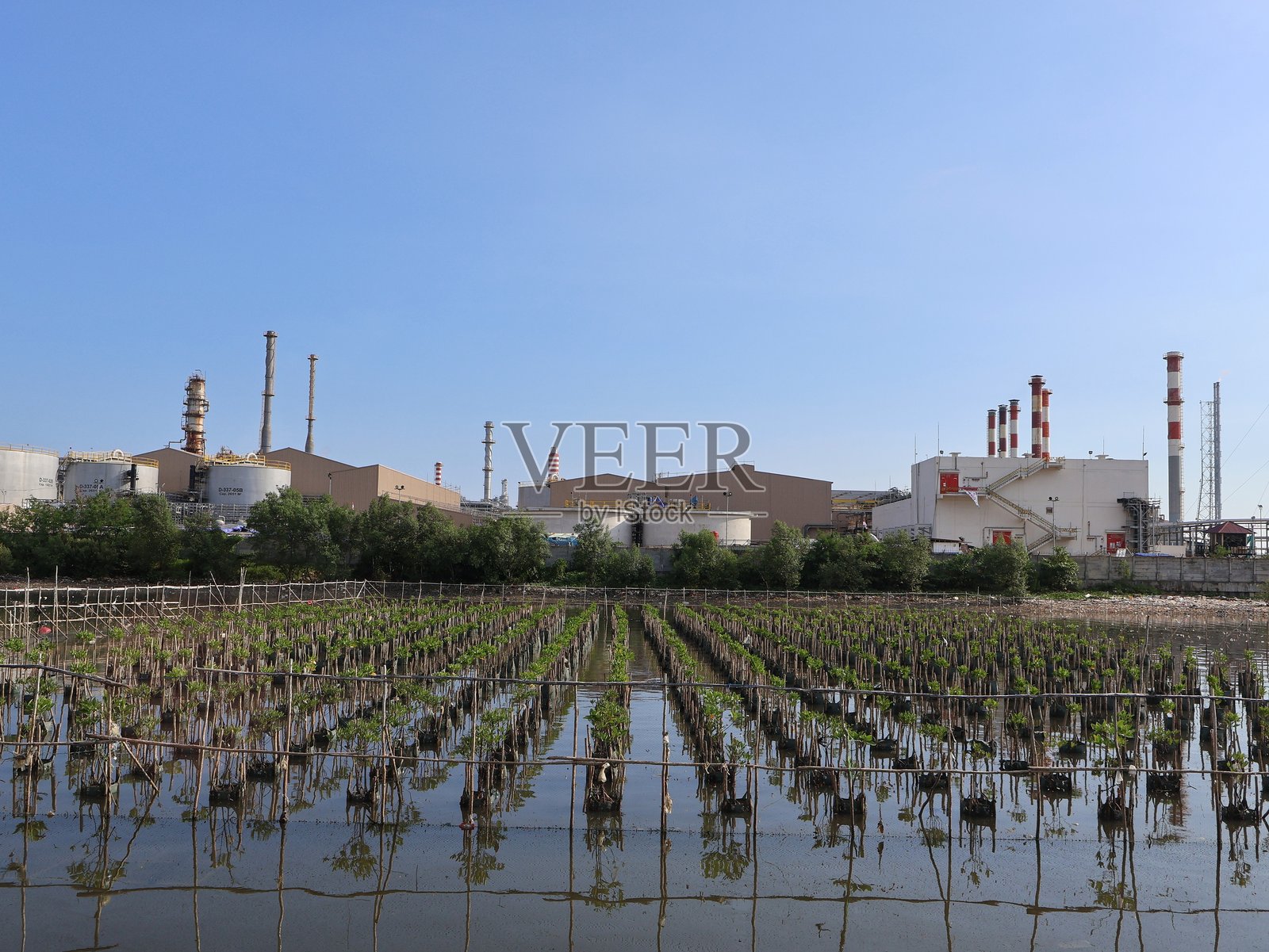 工业炼油厂或发电厂照片摄影图片