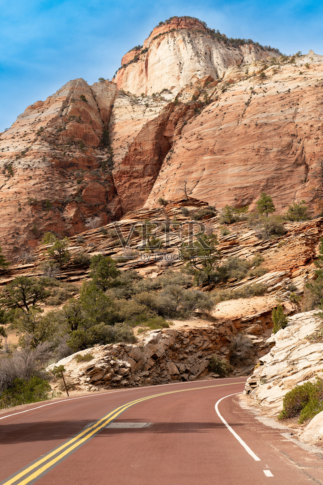 犹他州锡安峡谷风景驾驶照片摄影图片