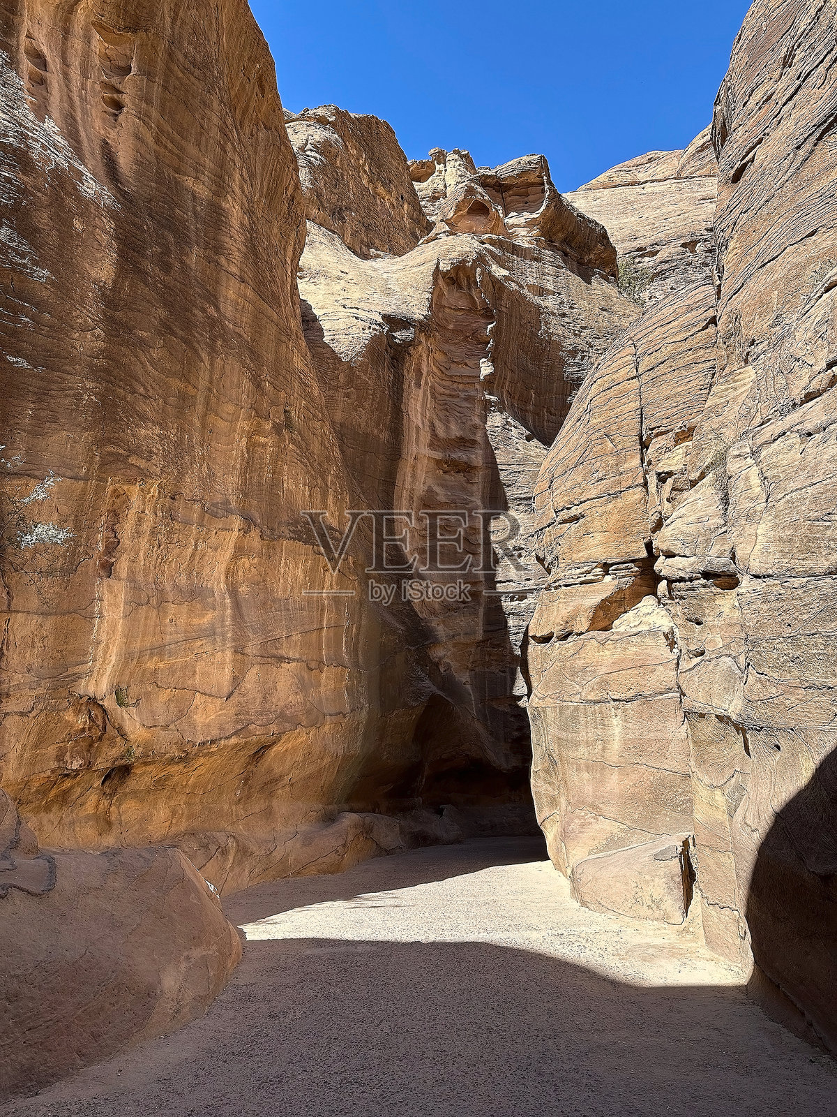 佩特拉，约旦南部古城遗址。蛇道照片摄影图片