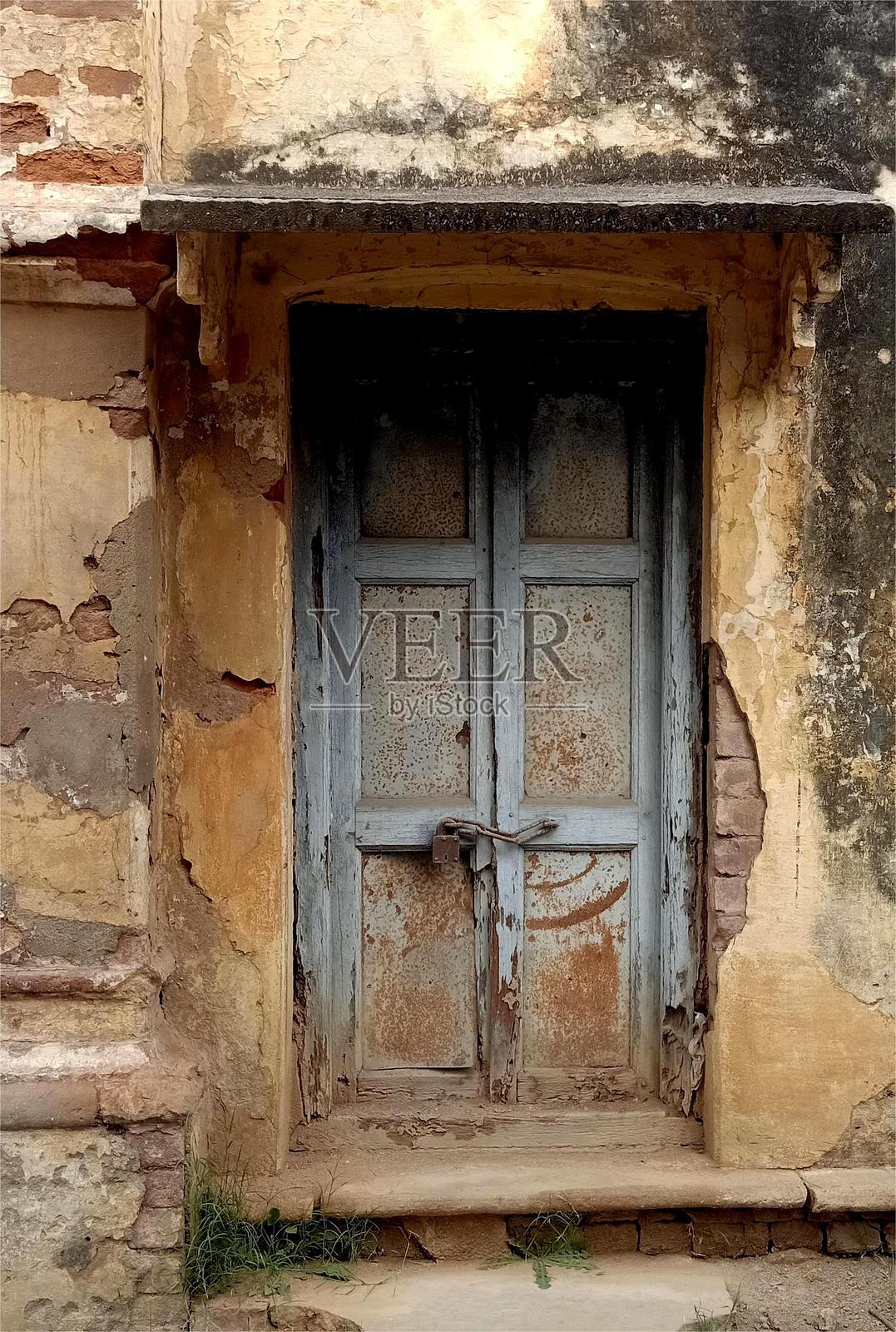 老旧的门照片摄影图片