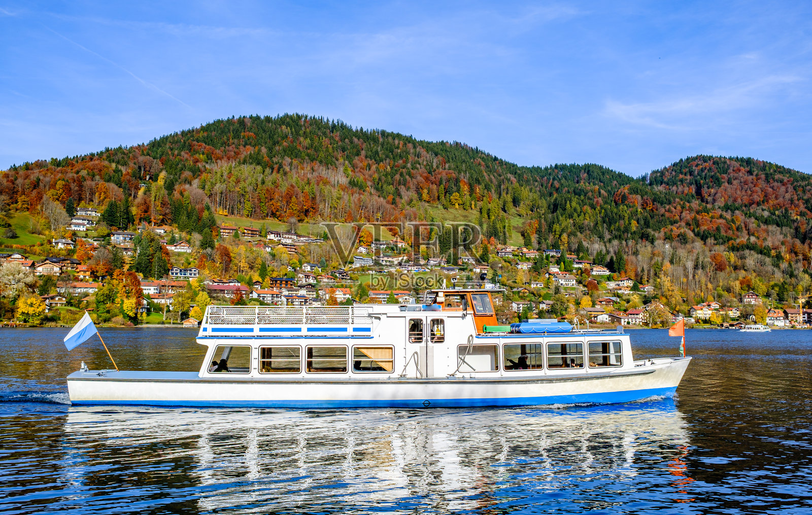 罗塔赫-埃格恩老城在泰根湖畔照片摄影图片