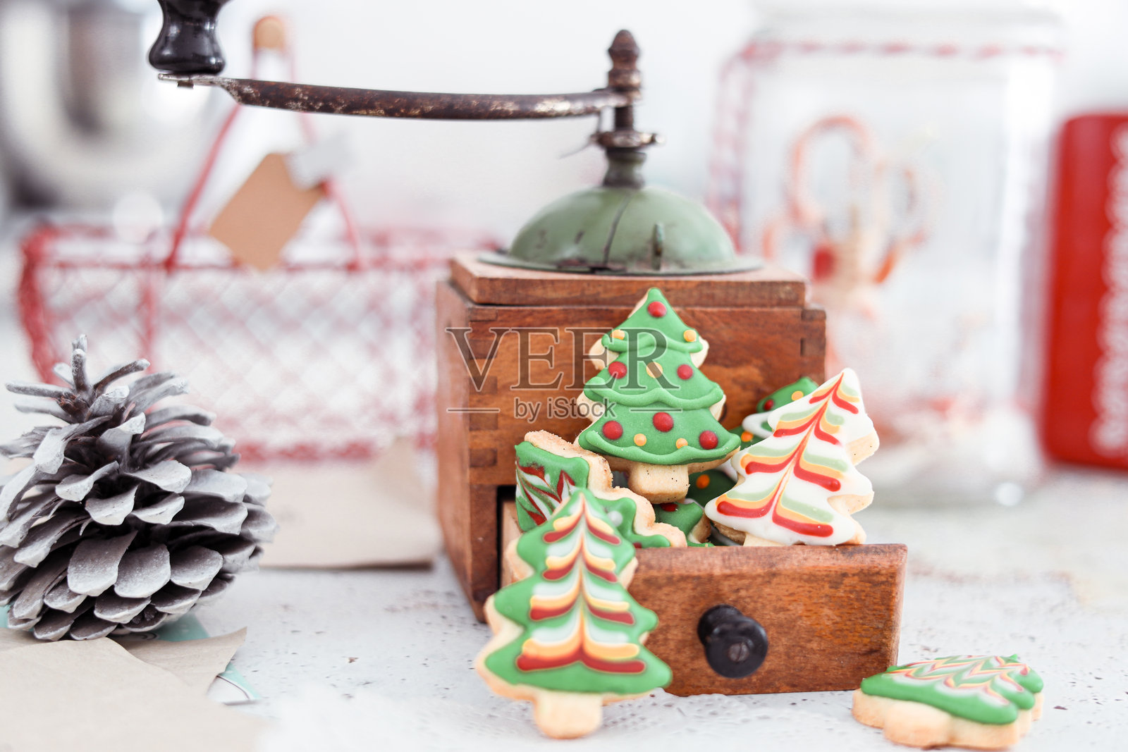 制作成圣诞礼物的曲奇饼干照片摄影图片