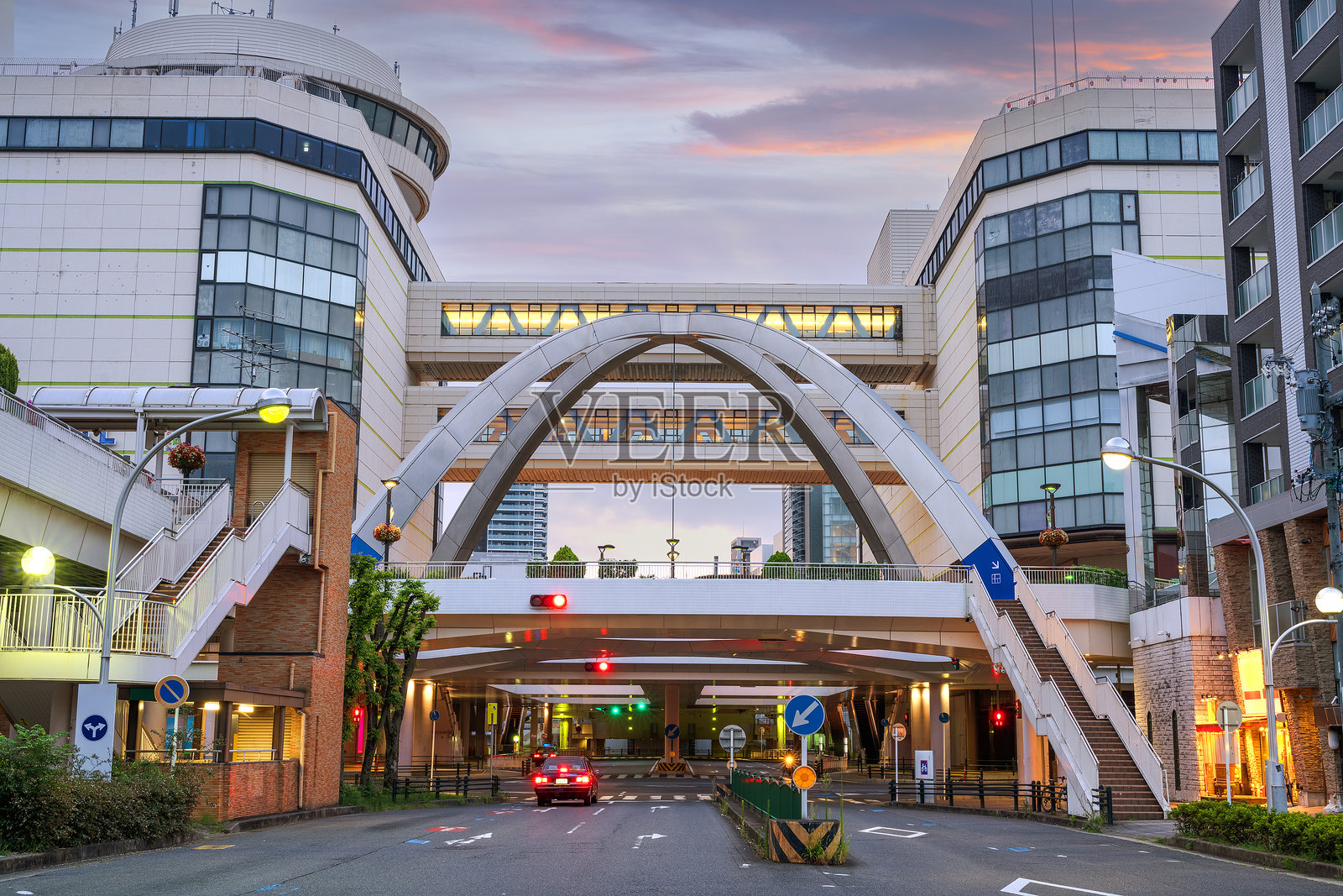 日本丰田市，丰田车站附近照片摄影图片