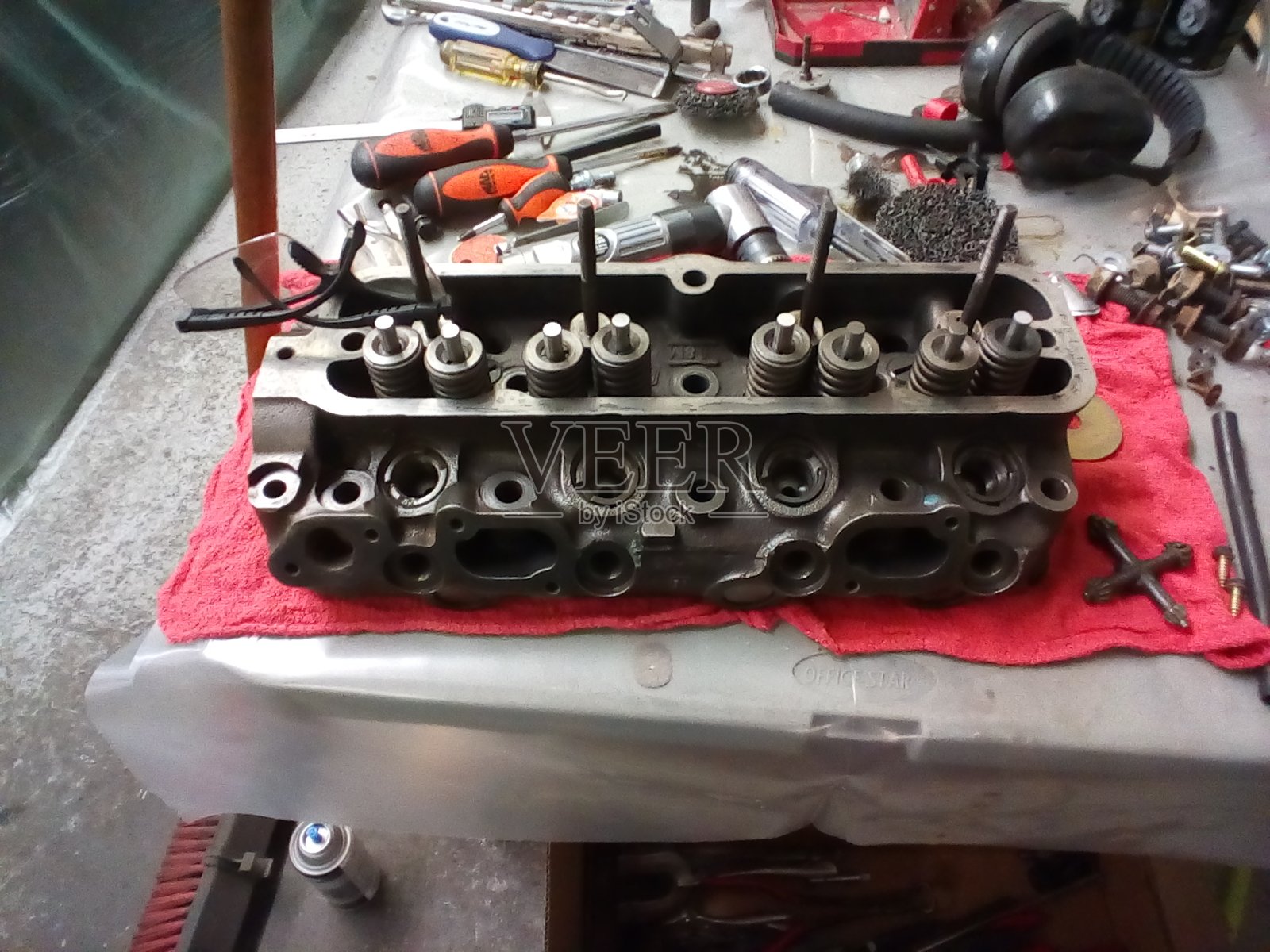 经典汽车发动机维修照片摄影图片