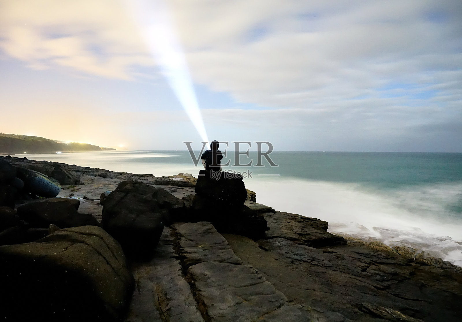 光束无限，宇宙，男人，夜晚，月光照片摄影图片