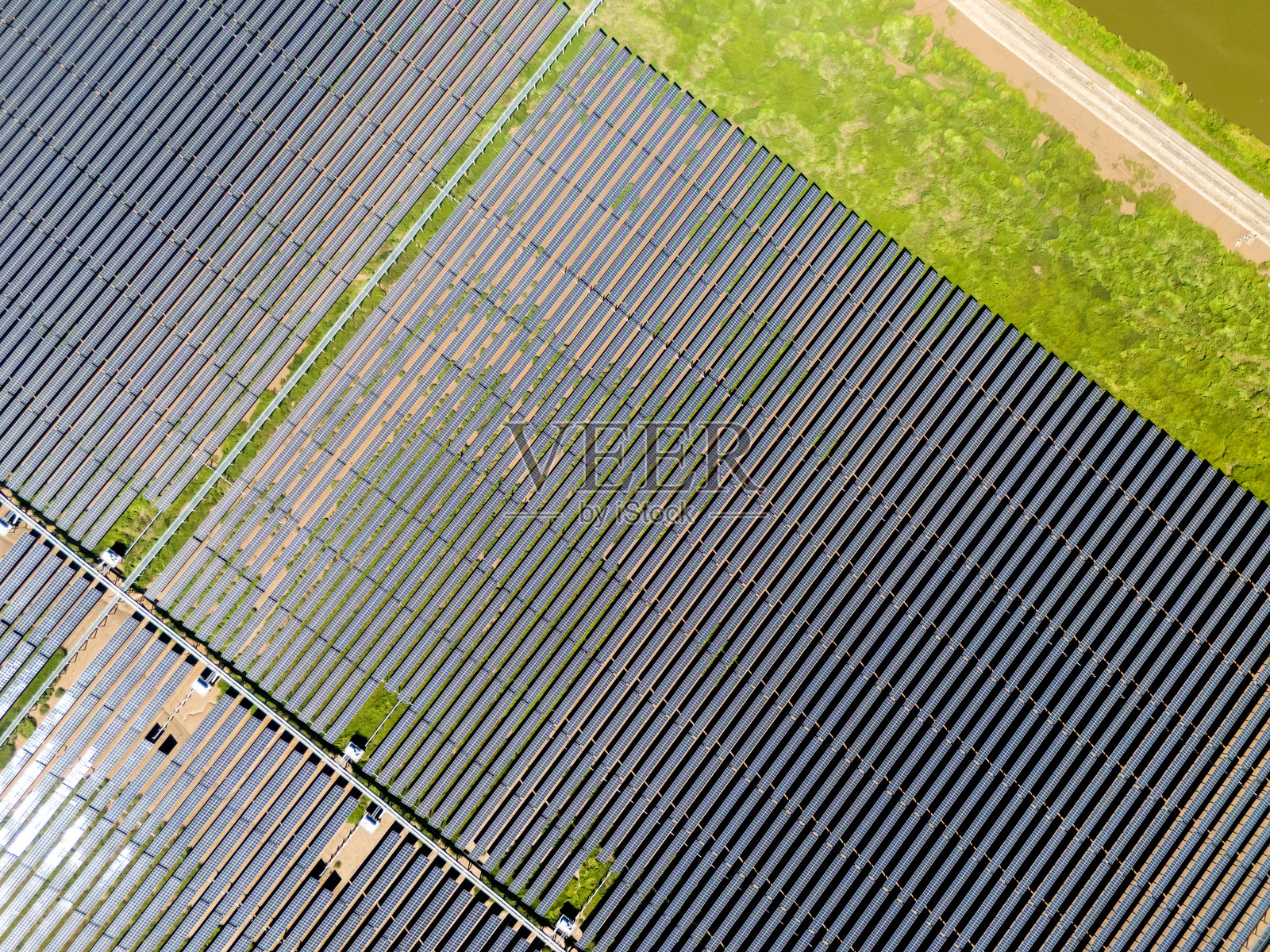 海上光伏发电站照片摄影图片