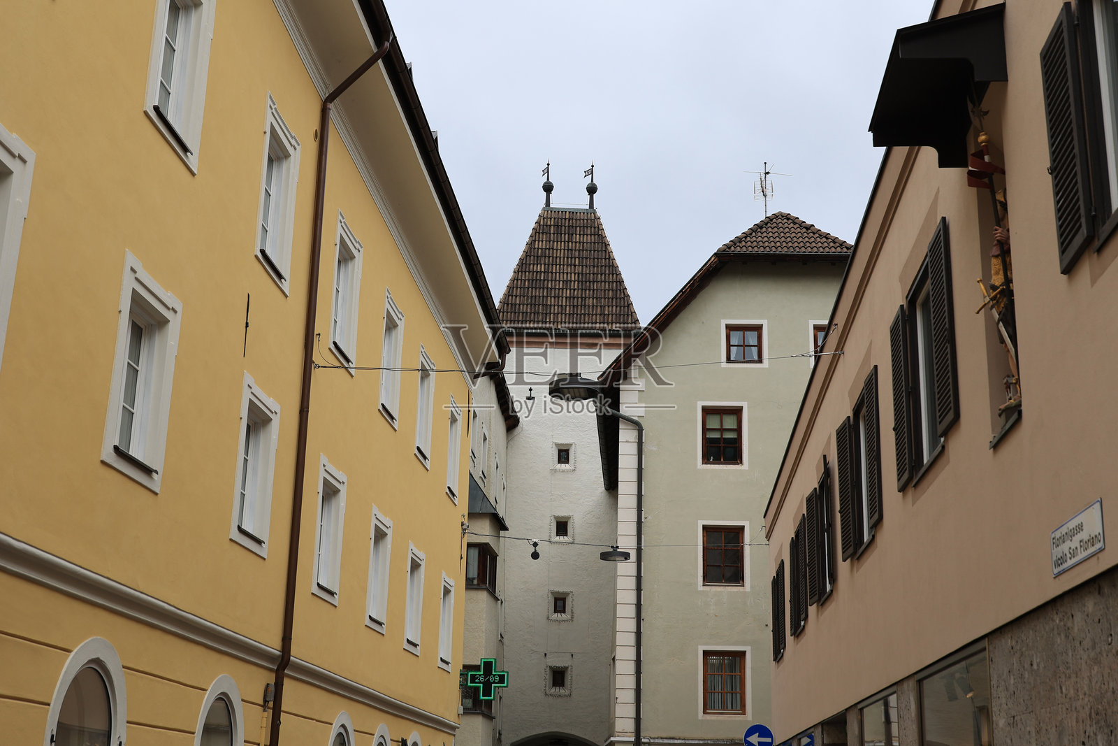 意大利南蒂罗尔布鲁尼科的弗洛里亚尼市政厅景观照片摄影图片