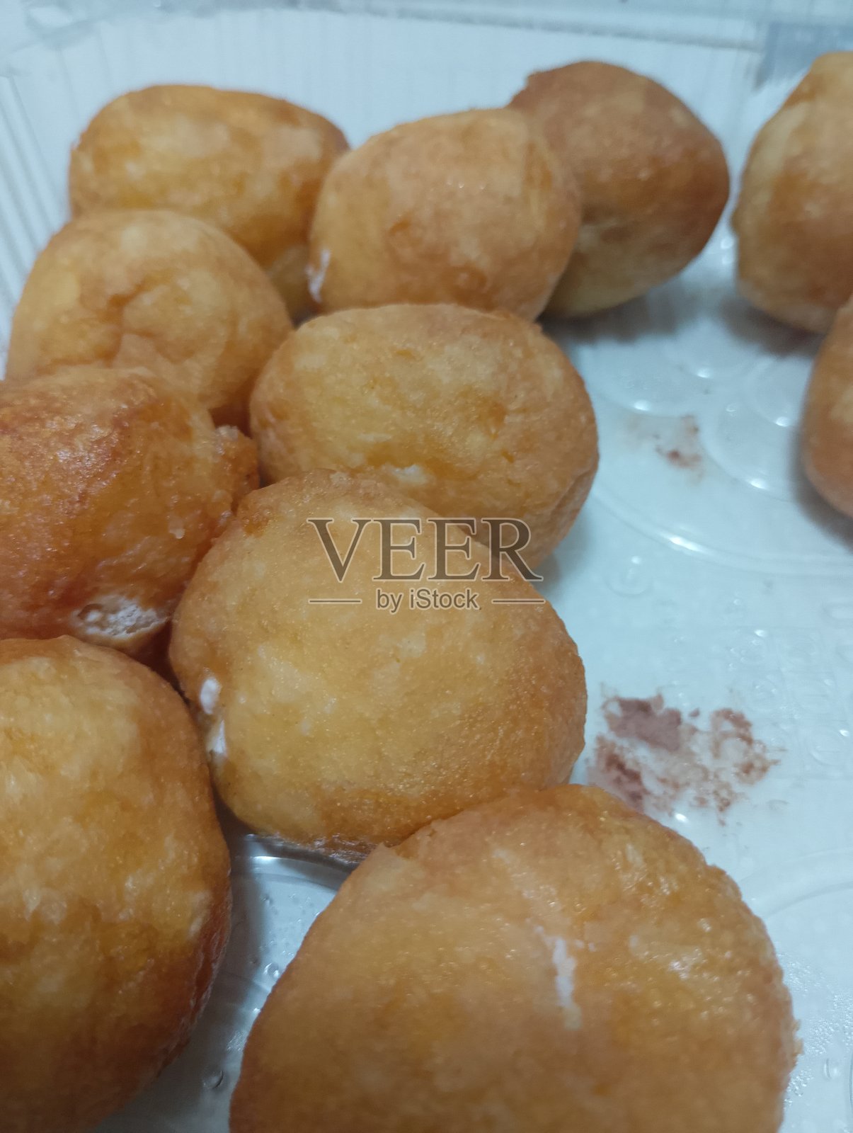 修女泡芙（也称为“修女的屁”，西班牙语：Buñuelos de viento）照片摄影图片