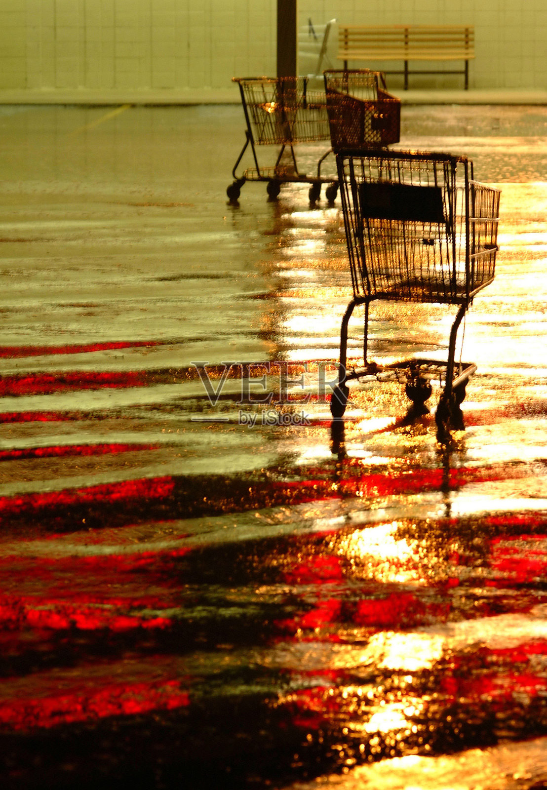 购物车中的红色海洋照片摄影图片