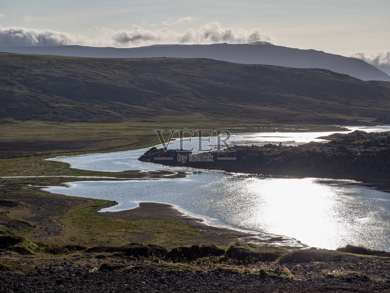 冰岛的塞尔瓦拉瓦特湖及周边风景照片摄影图片