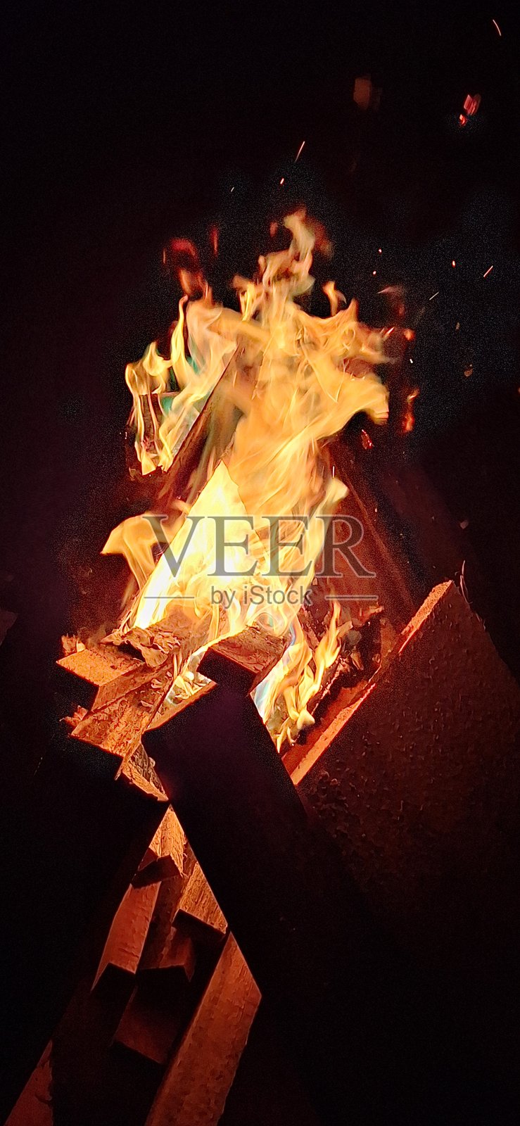 大型火坑照片摄影图片