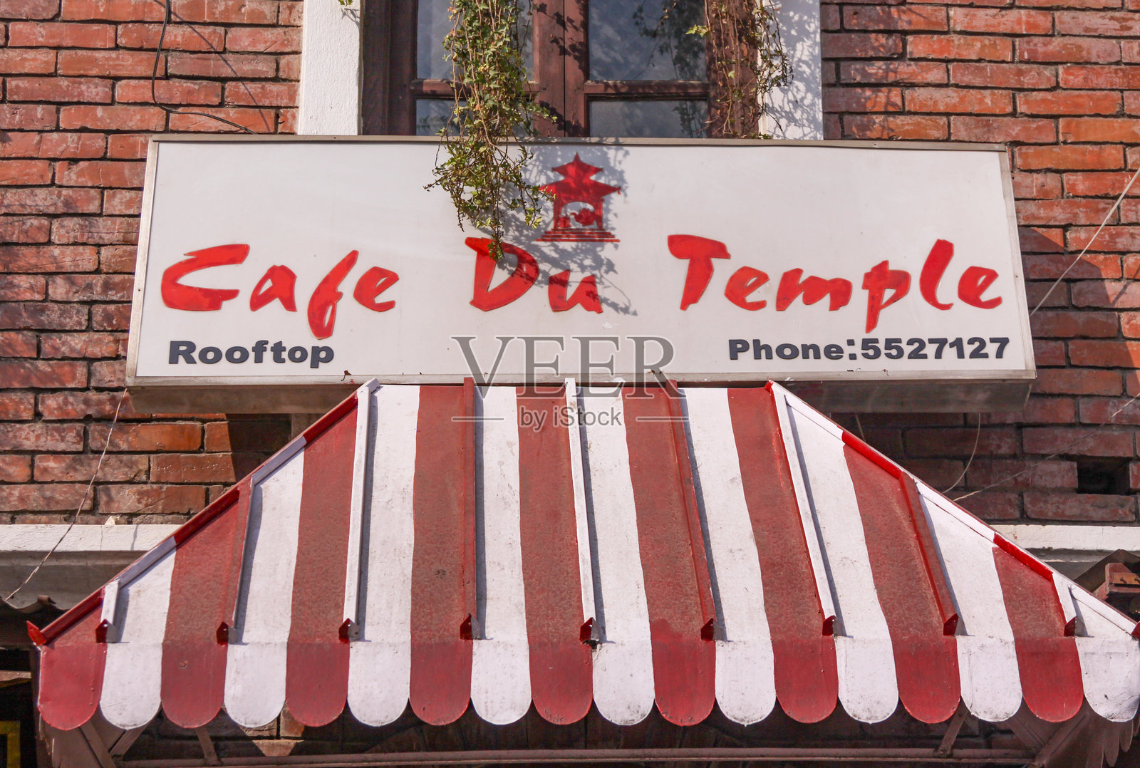 尼泊尔巴格马蒂省加德满都谷地巴克塔普的寺庙咖啡馆照片摄影图片