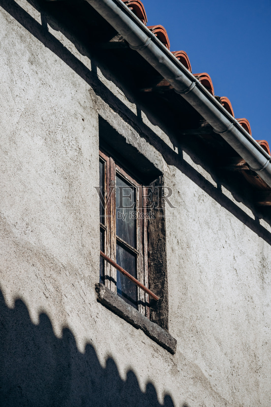蒙费朗老城区及其细节，克莱蒙费朗的一部分照片摄影图片