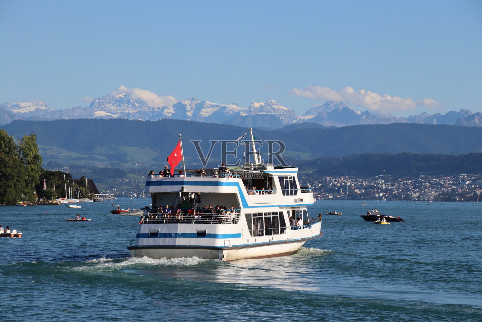 苏黎世湖照片摄影图片