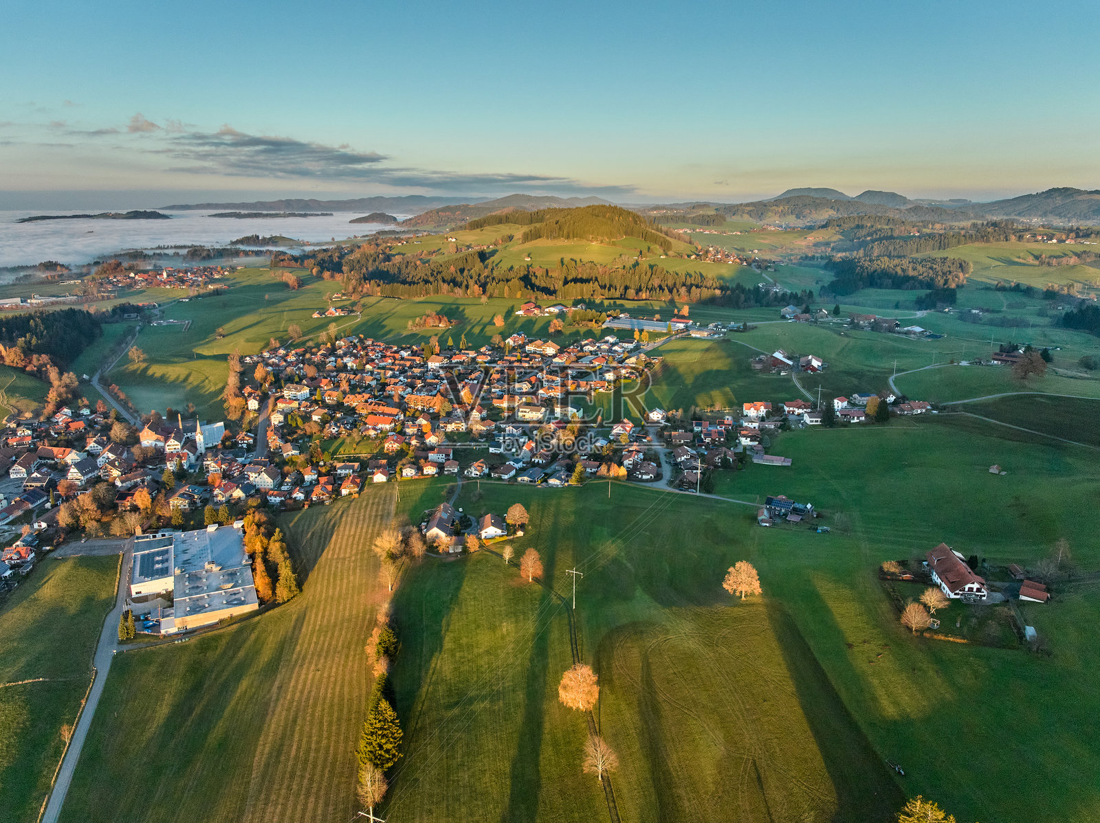 德国阿尔高地区魏勒-西默贝格镇西默贝格区照片摄影图片