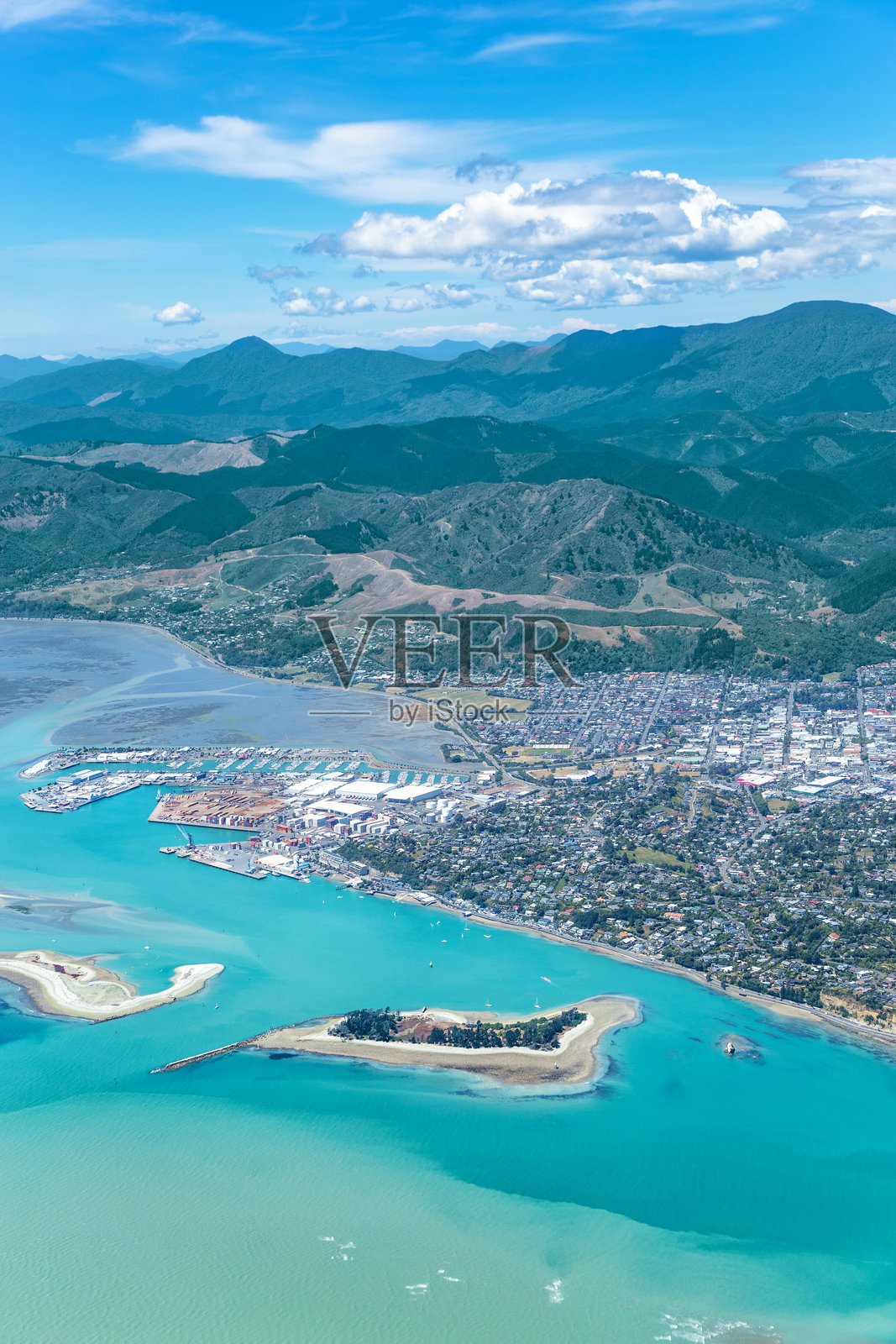 新西兰南岛塔斯曼湾尼尔森镇，大洋洲。照片摄影图片