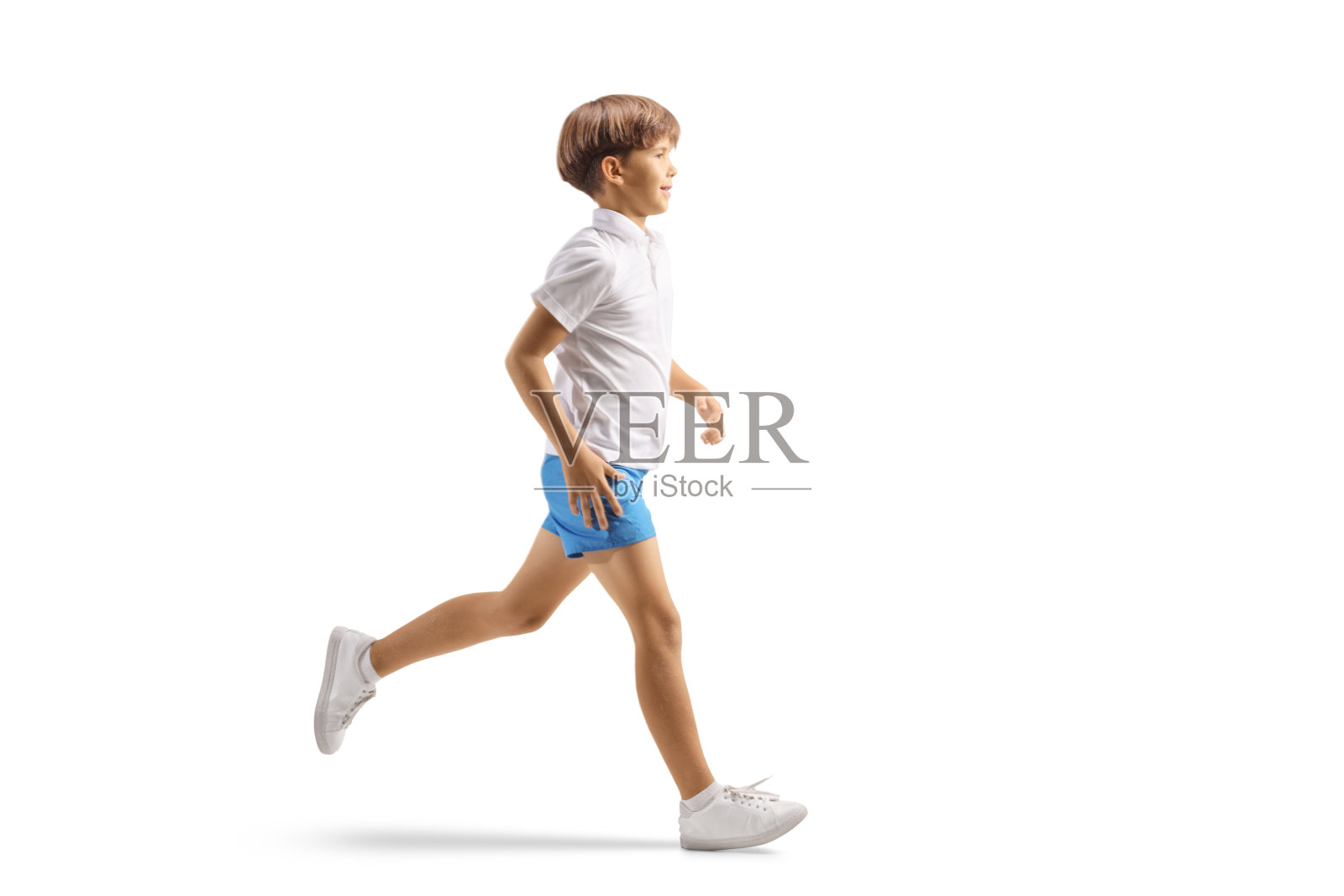 男孩跑步全身侧面照照片摄影图片