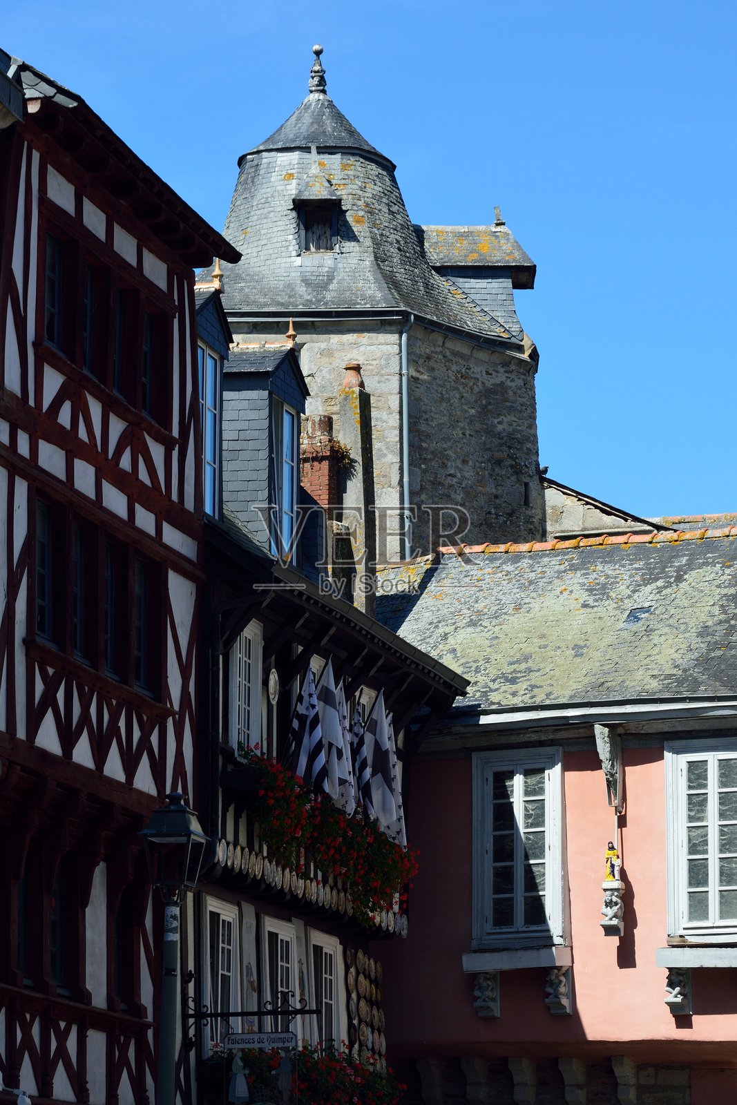 历史悠久的康佩尔市中心照片摄影图片