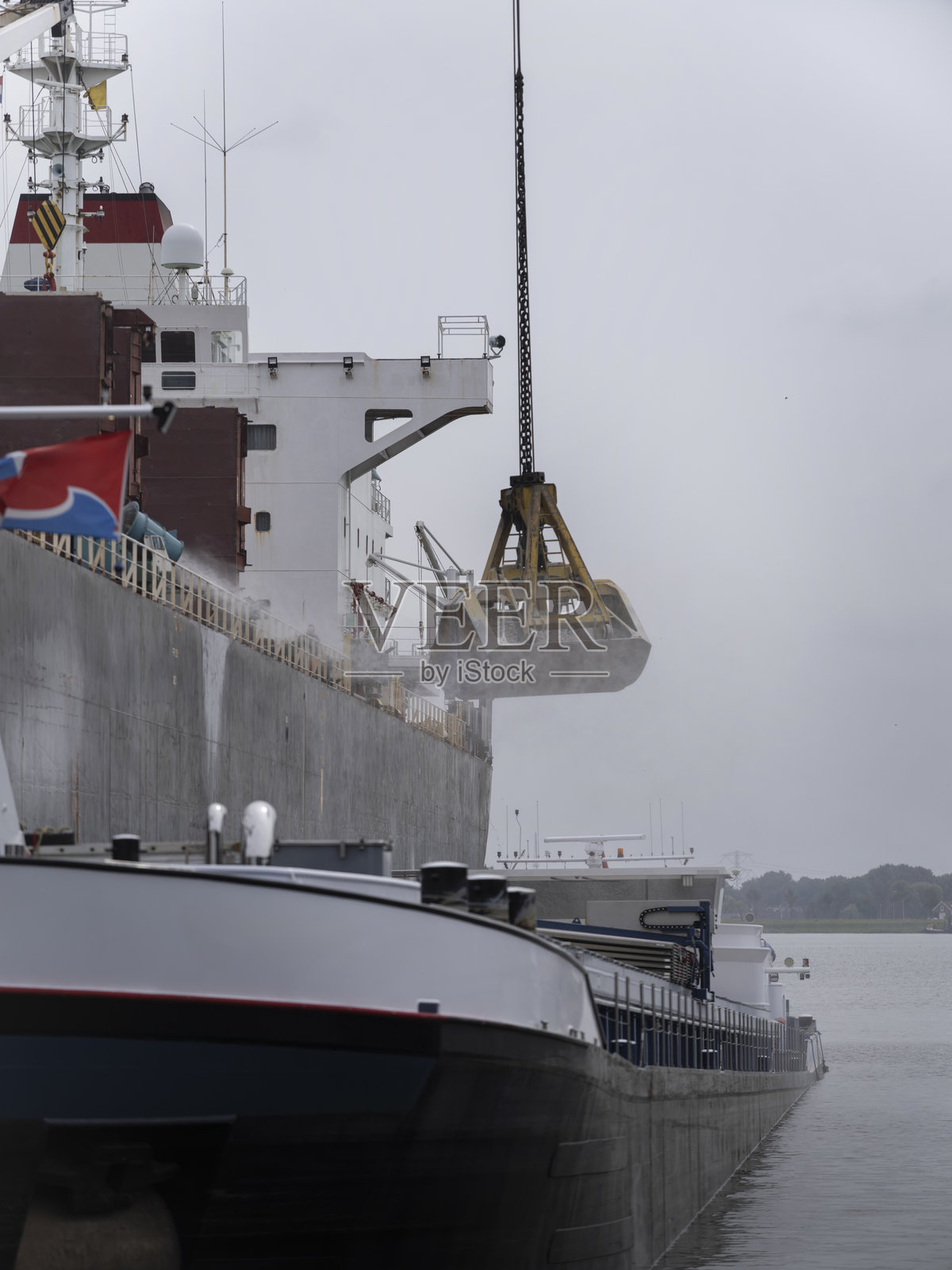 货船操作照片摄影图片