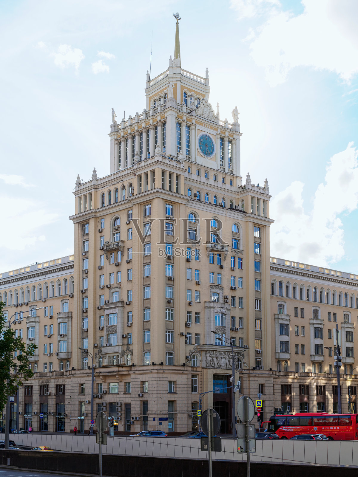 莫斯科酒店,建筑师 D. N. 契丘林,斯大林帝国风格照片摄影图片