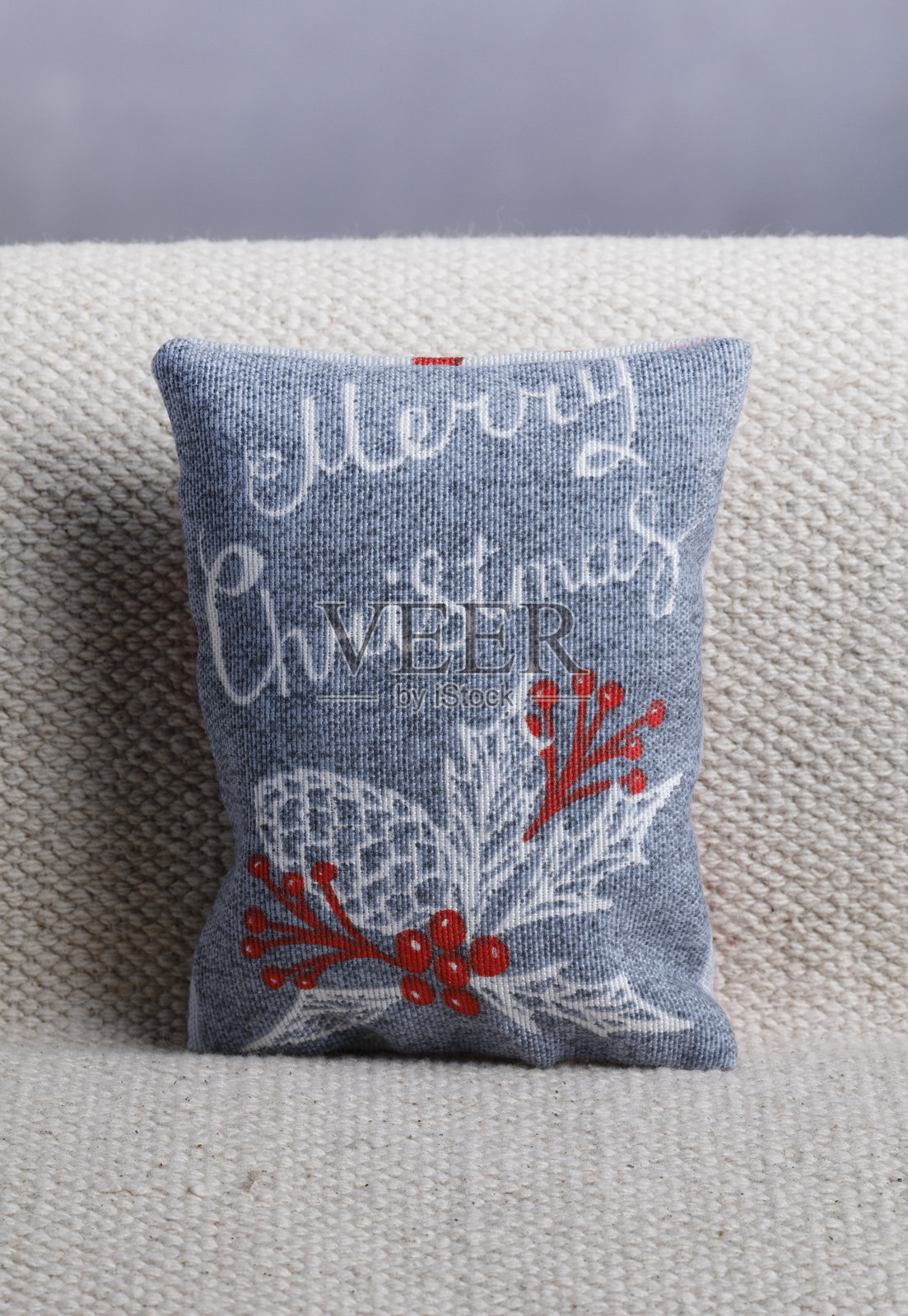 圣诞快乐抱枕照片摄影图片