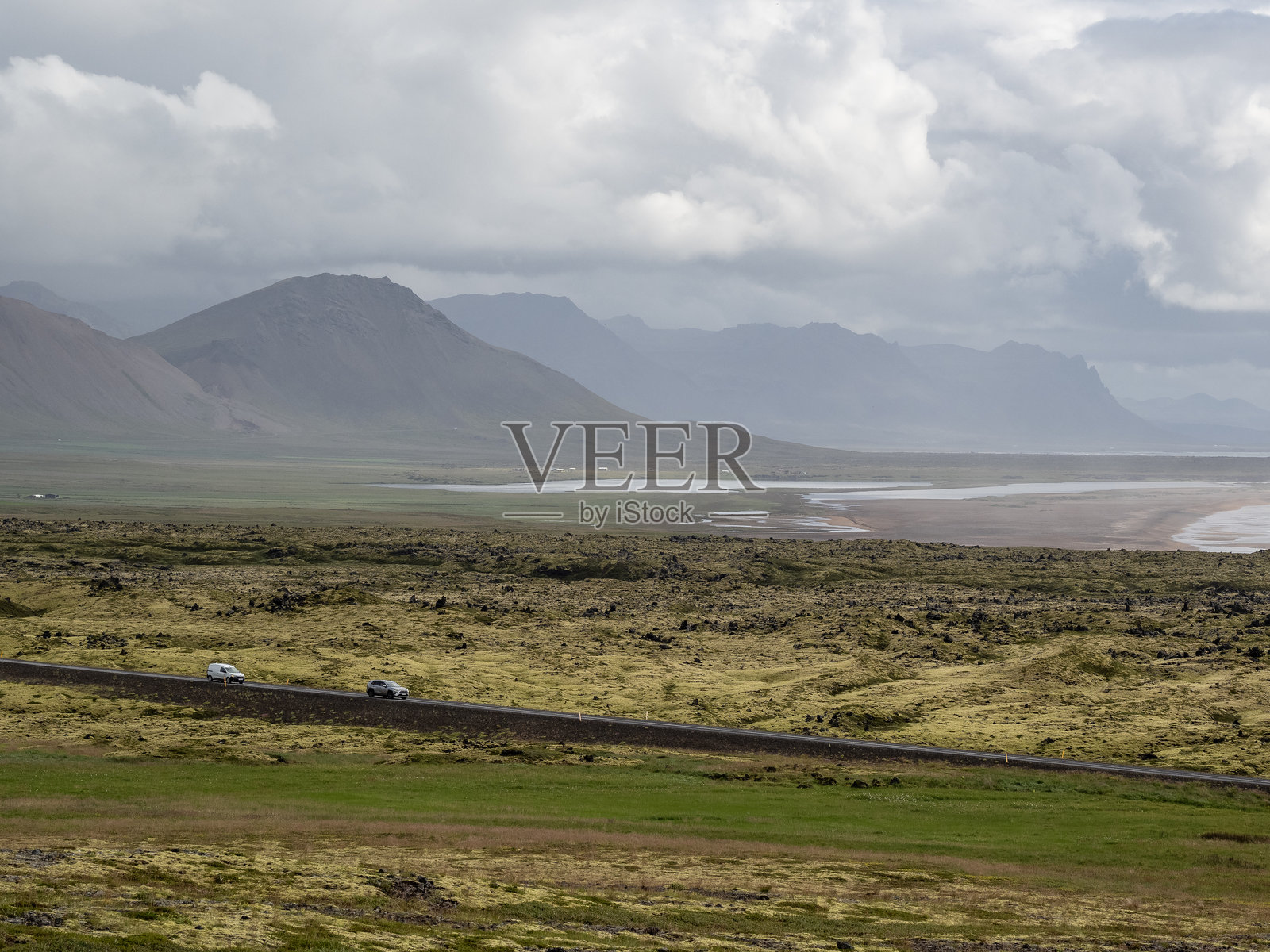 冰岛风光中的高速公路照片摄影图片