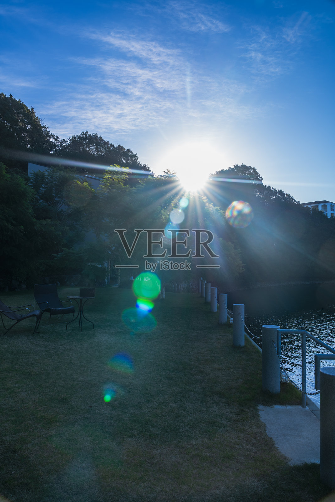 从贤岛看到的清晨大海照片摄影图片