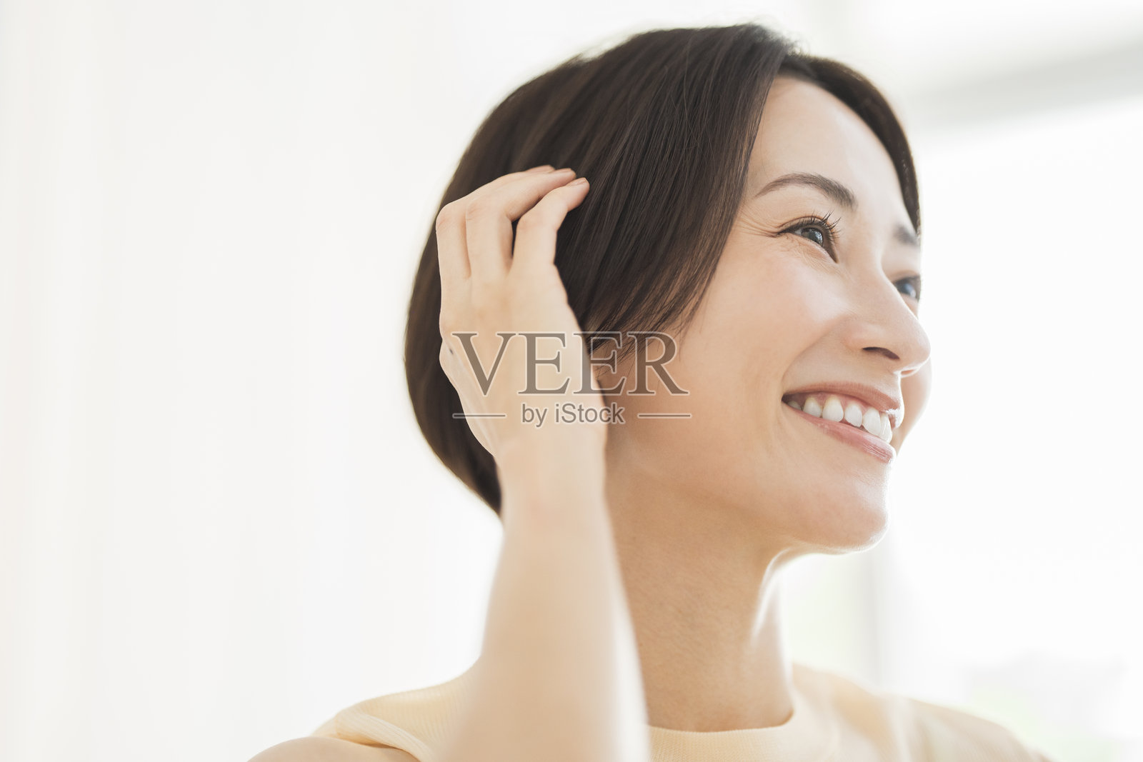 中年日本女性照片摄影图片