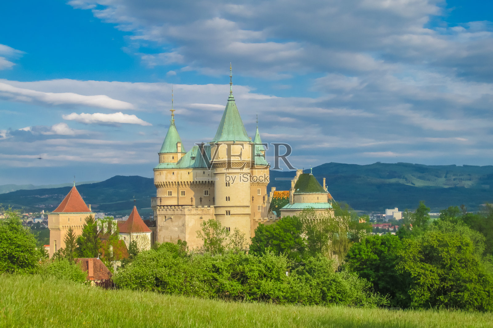 斯洛伐克博伊尼采的博伊尼采城堡,一座中世纪城堡照片摄影图片