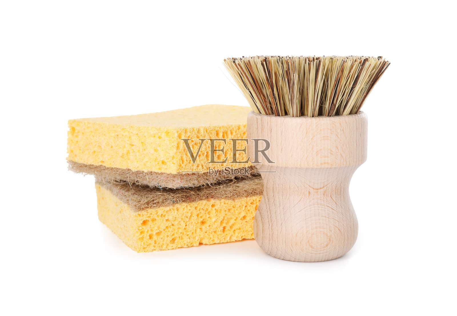 清洁用品。刷子和海绵，孤立在白色背景上照片摄影图片