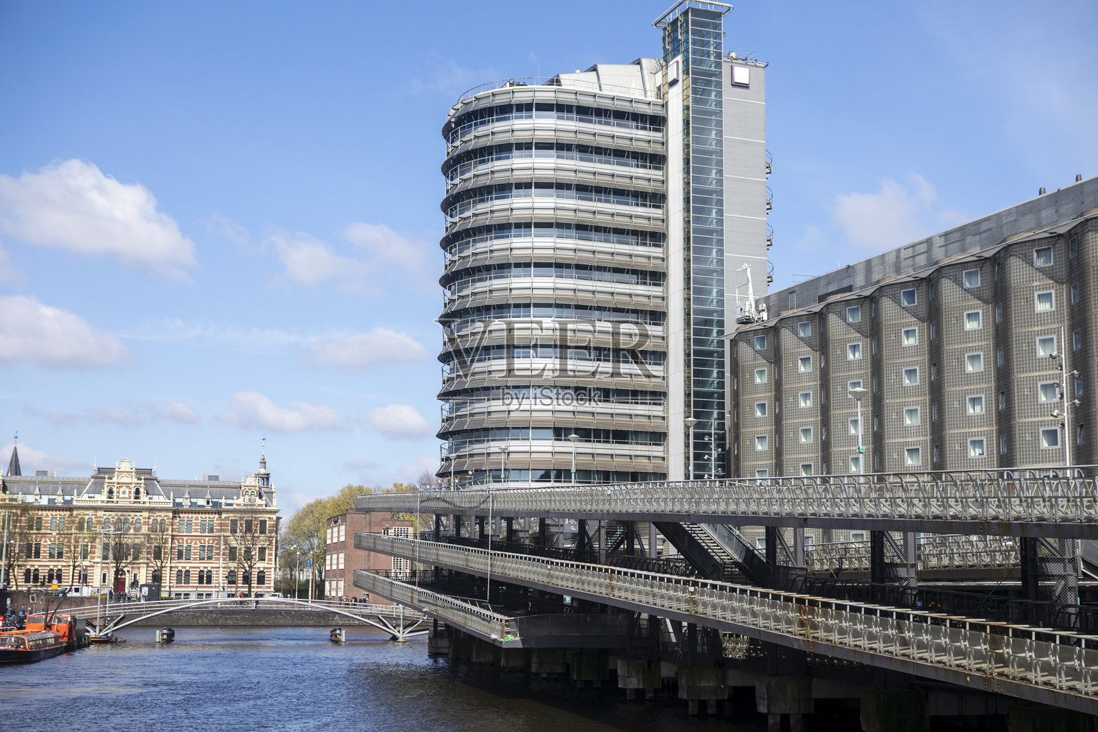 阿姆斯特丹的现代城市建筑照片摄影图片