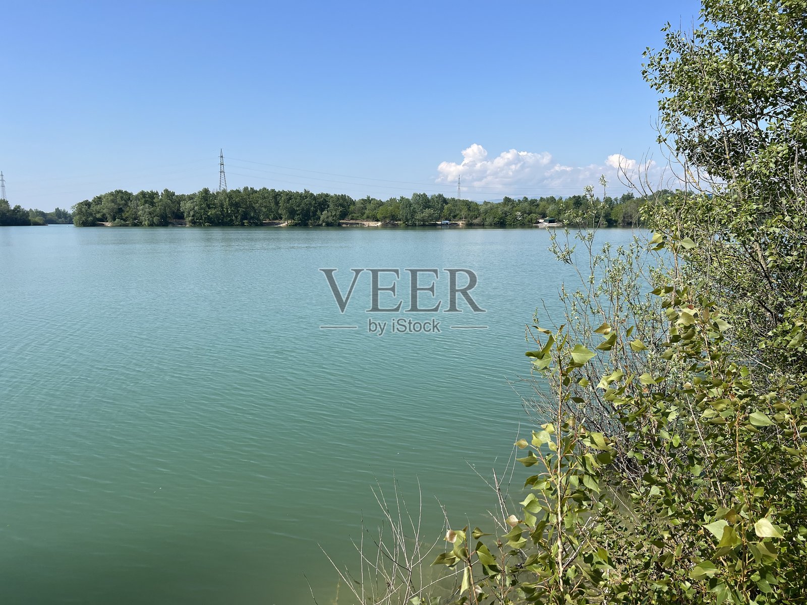 塞韦塔内德利察湖或拉克蒂耶湖（克罗地亚）- 人工湖拉克蒂耶或拉克蒂耶湖；芬祖拉、沃托克、纳多莱兹、尤什或凯奇（塞韦塔内德利察，克罗地亚）照片摄影图片