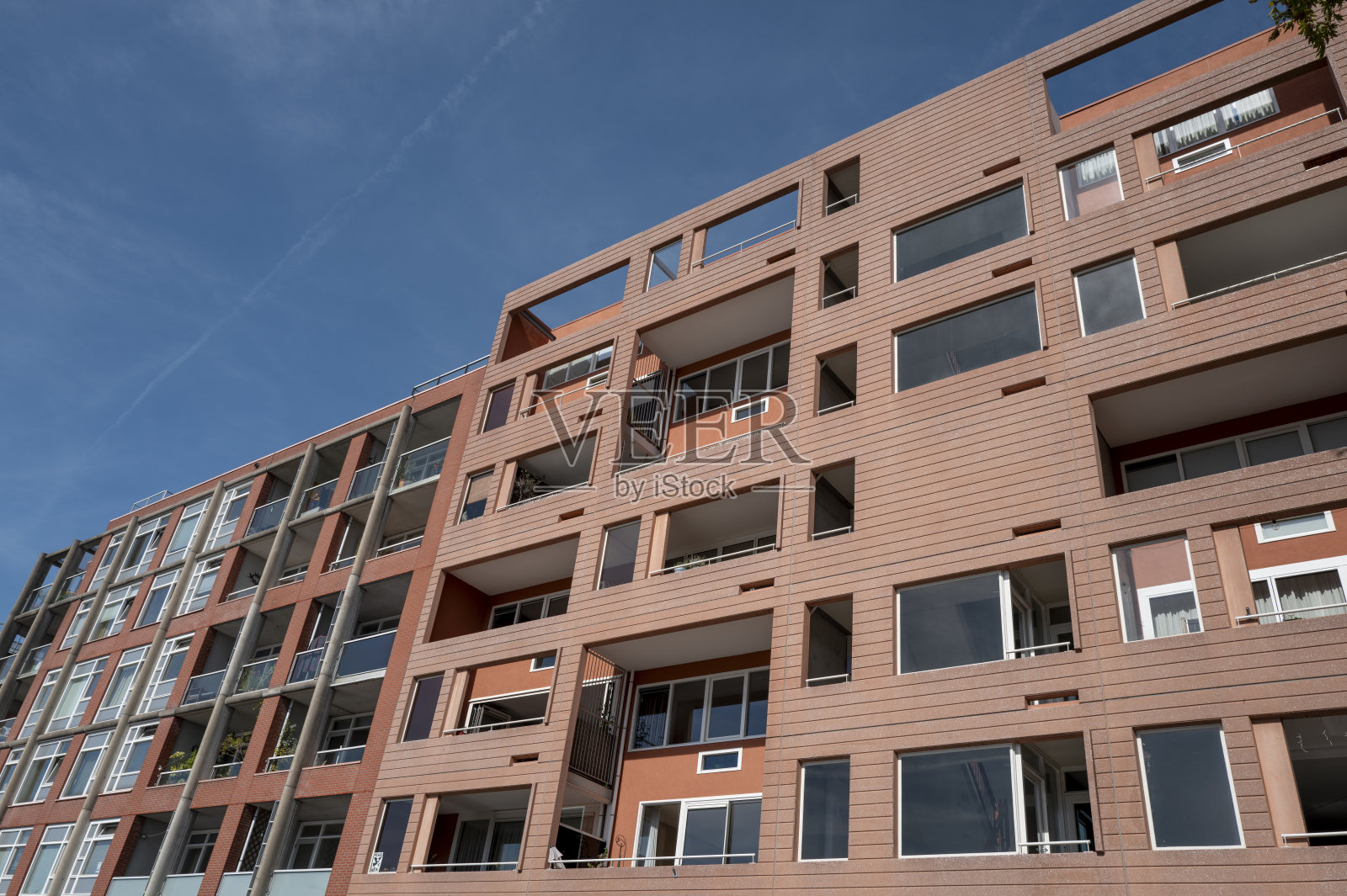 现代住宅建筑的外观照片摄影图片