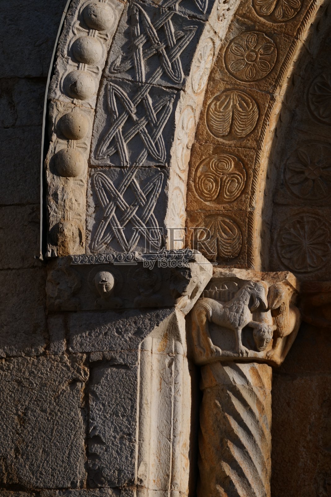 赫罗纳，圣佩雷·德·加利甘斯修道院：加泰罗尼亚照片摄影图片