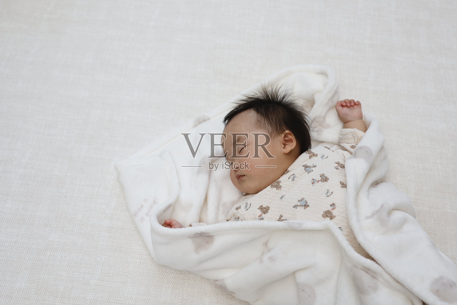 婴儿小睡照片摄影图片
