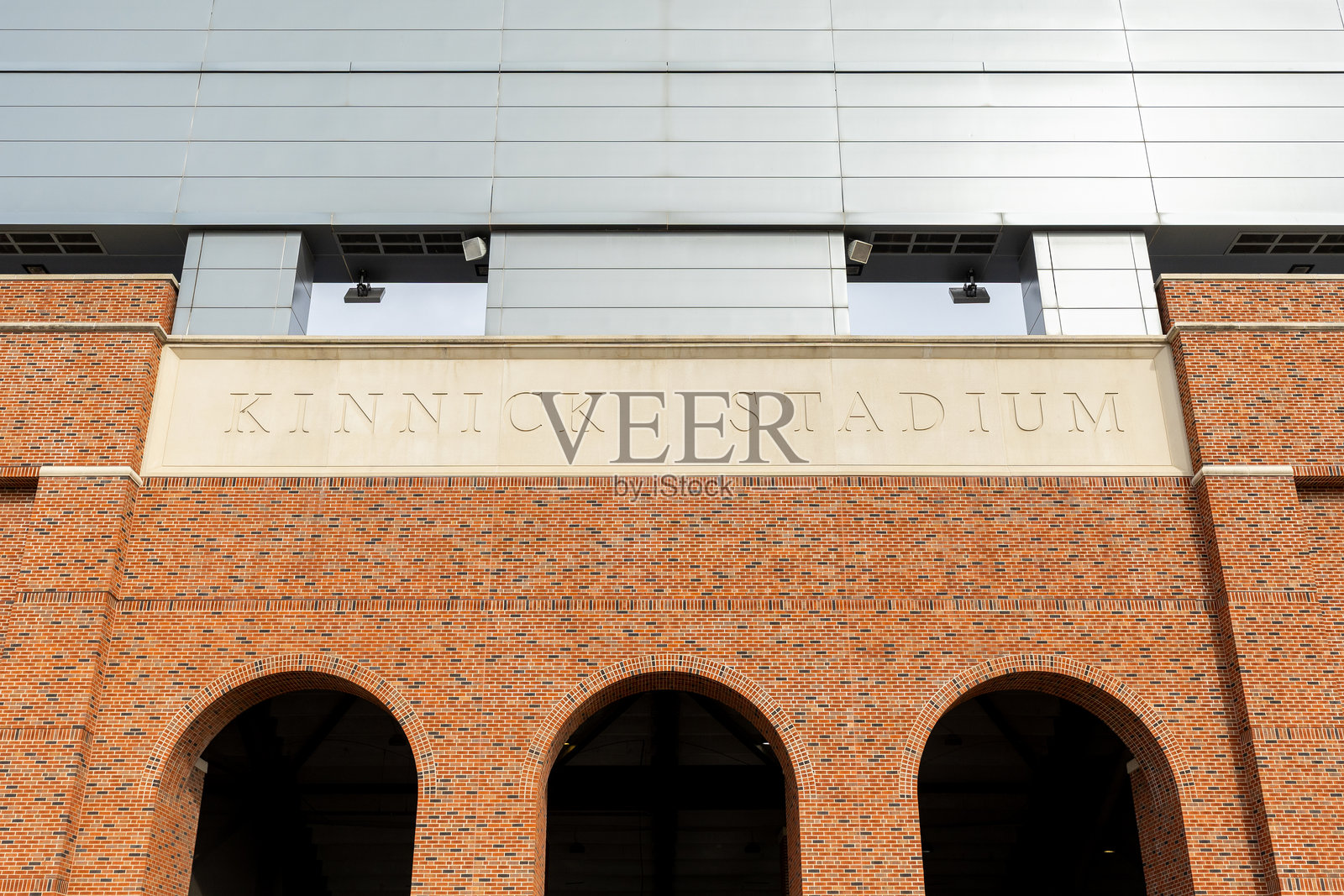 爱荷华城爱荷华大学的金尼克体育场。照片摄影图片